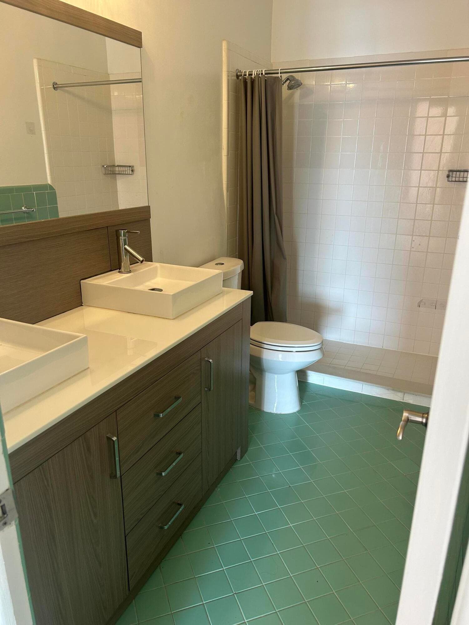 704 NE 20th Avenue, Fort Lauderdale, FL 33304 — photo 11 of 14