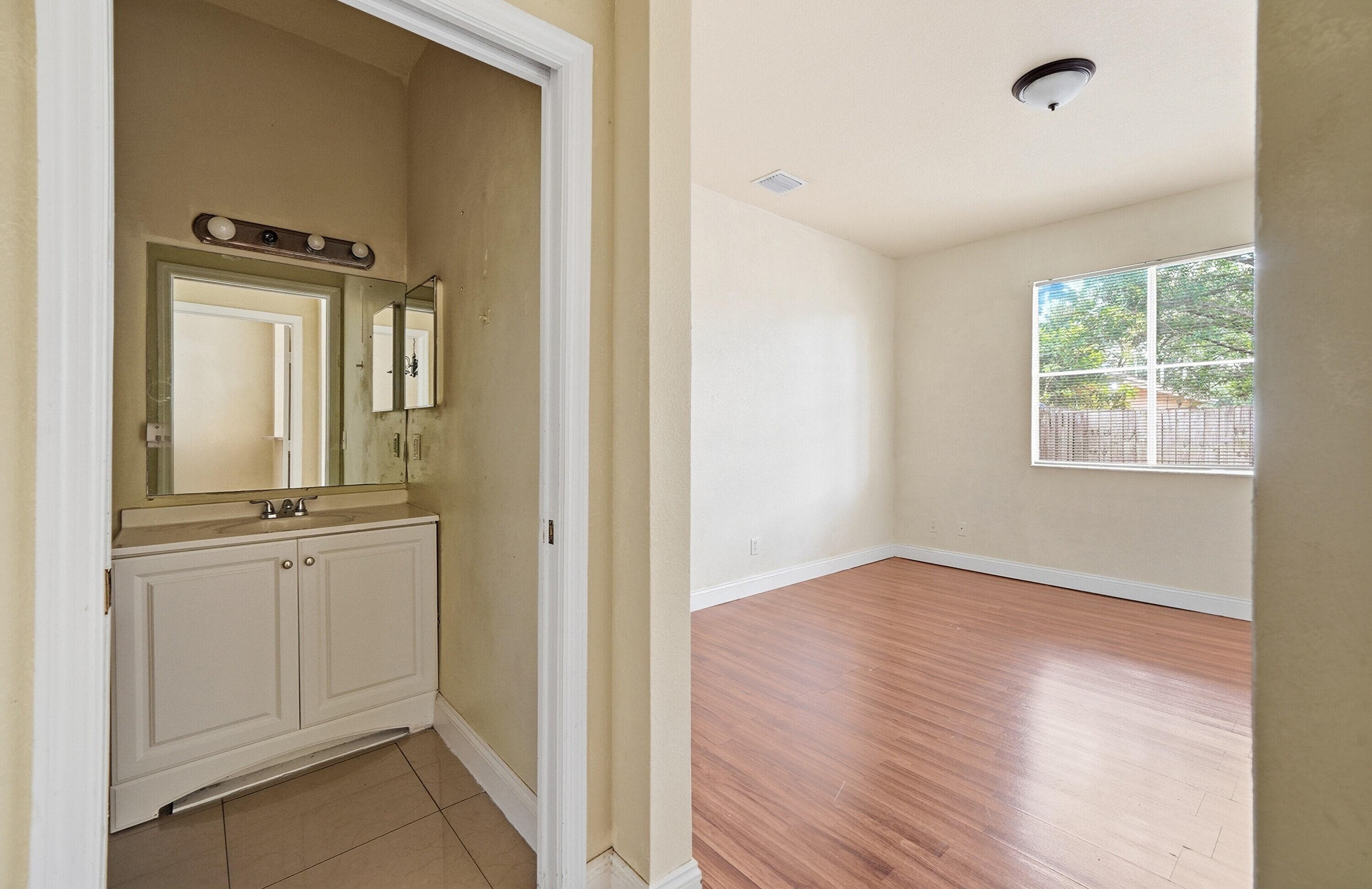 1584 SW 2nd Street, Homestead, FL 33030 — photo 17 of 28