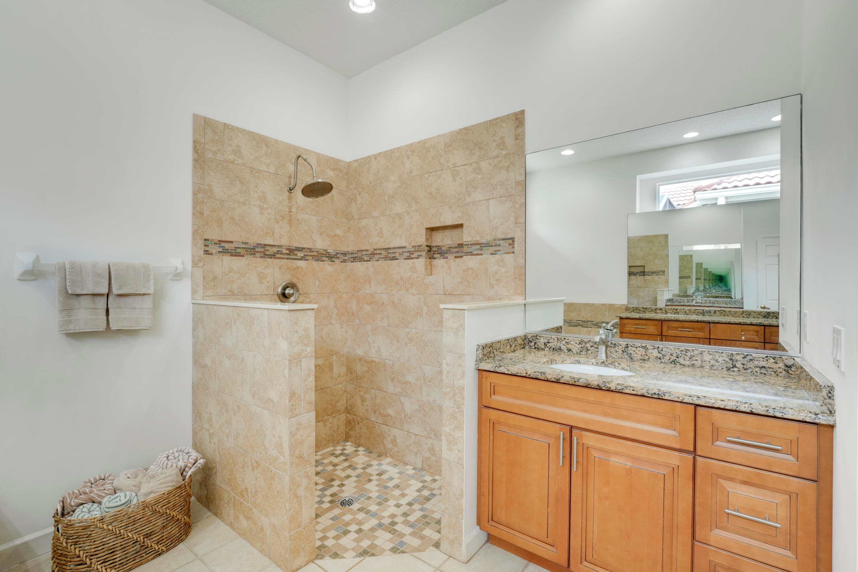 573 SW Saint Kitts Cove, Port St. Lucie, FL 34986 — photo 20 of 44