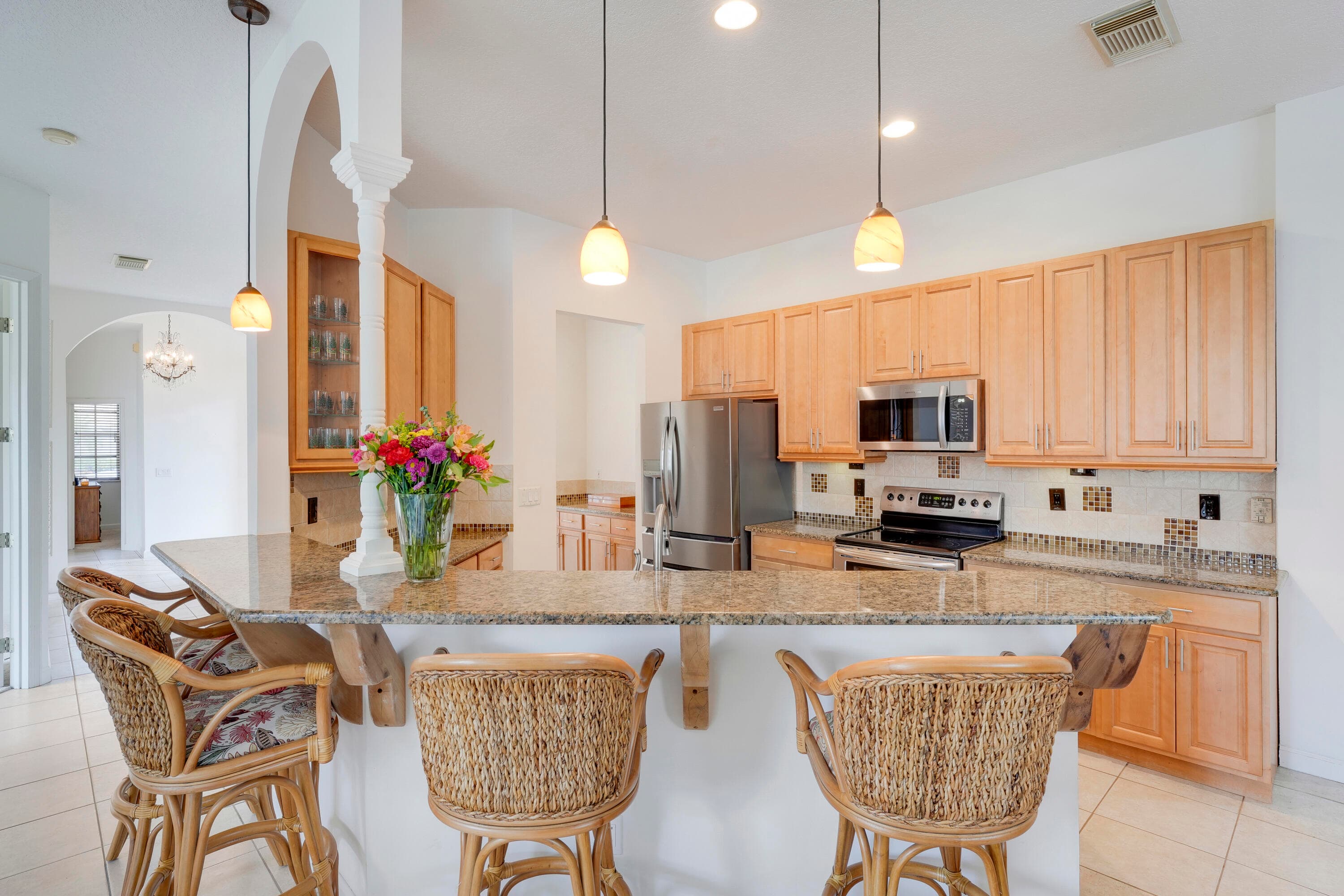 573 SW Saint Kitts Cove, Port St. Lucie, FL 34986 — photo 3 of 44