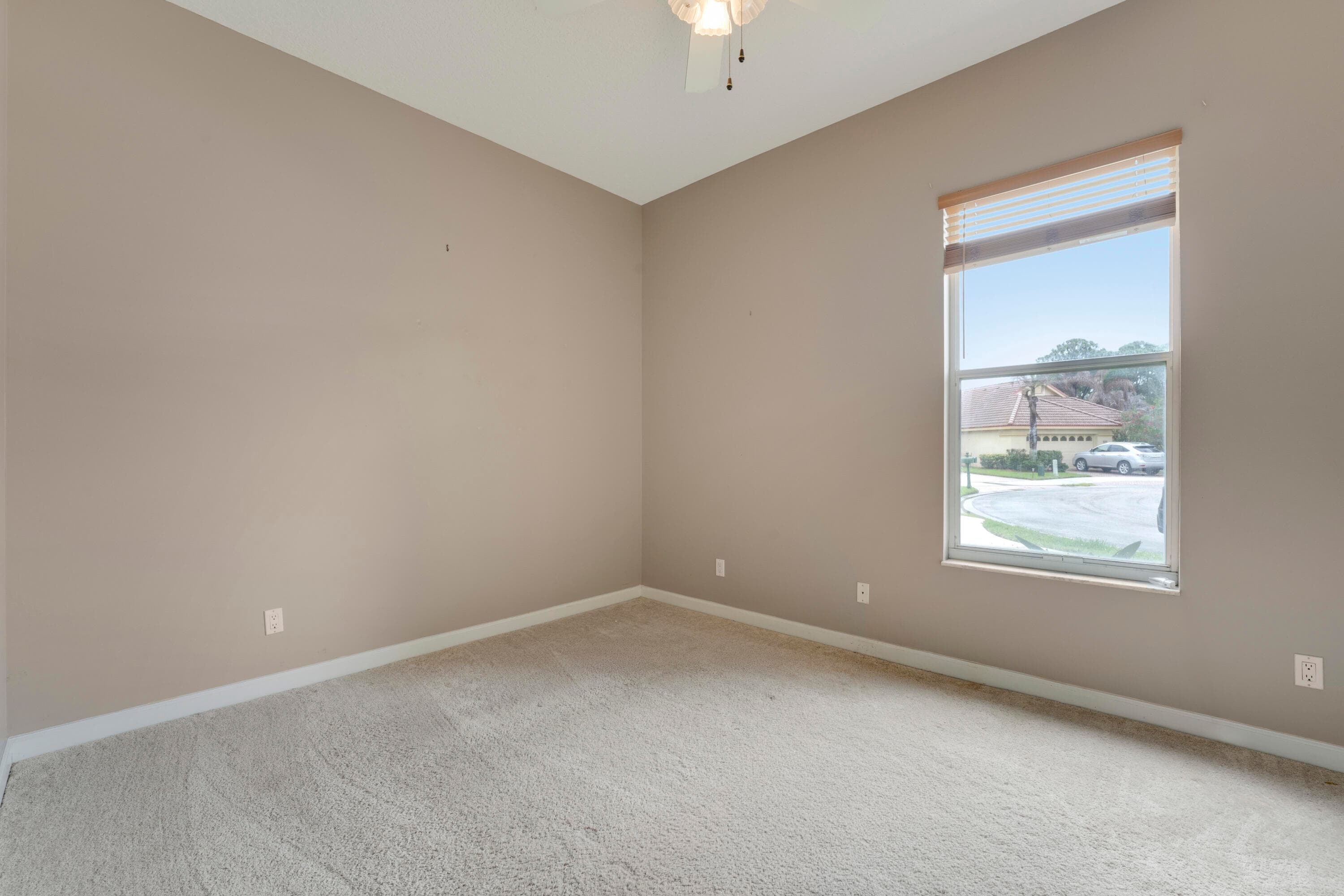 573 SW Saint Kitts Cove, Port St. Lucie, FL 34986 — photo 37 of 44