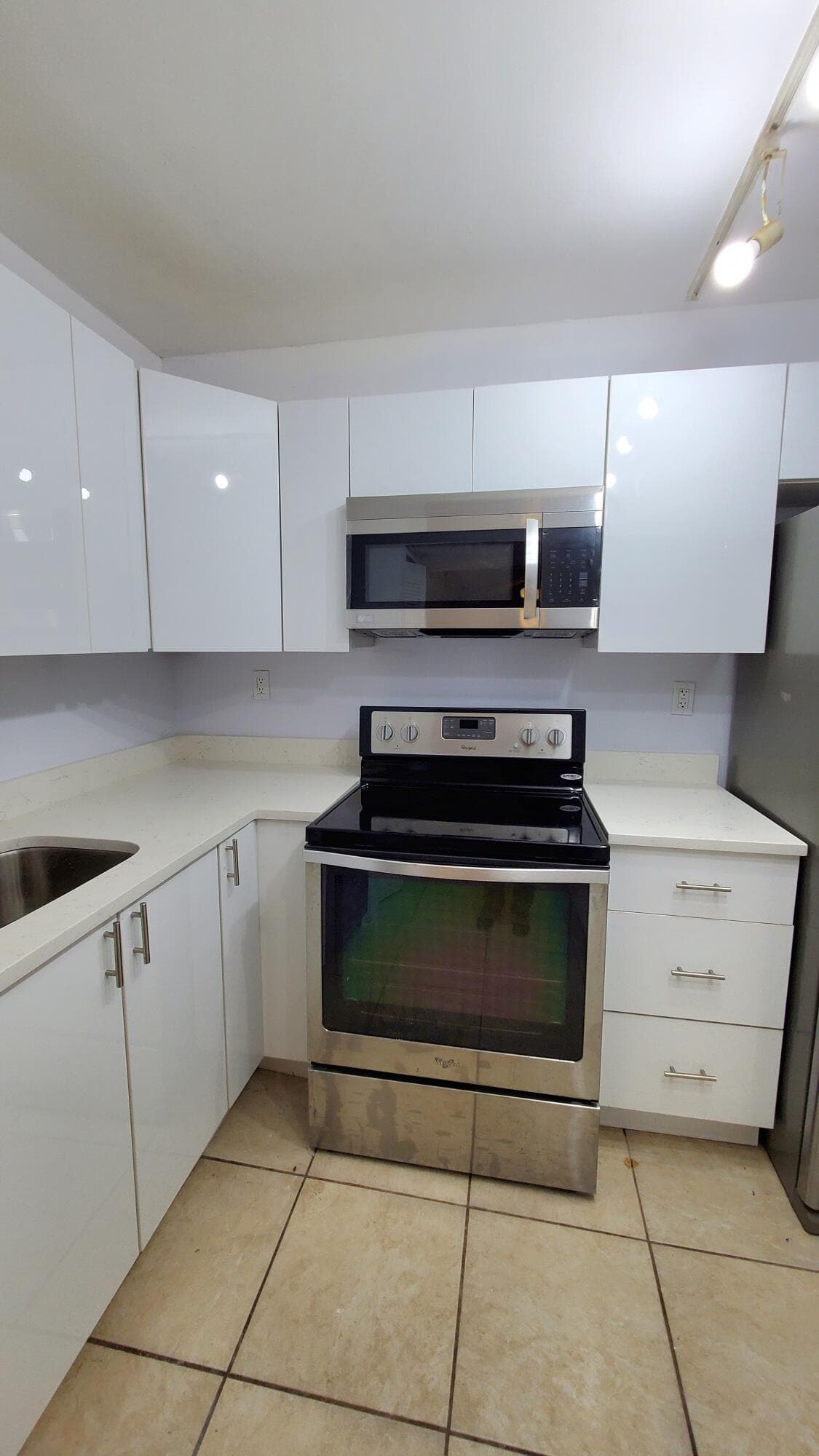 721 N Pine Island Road 103, Plantation, FL 33324 — photo 10 of 54