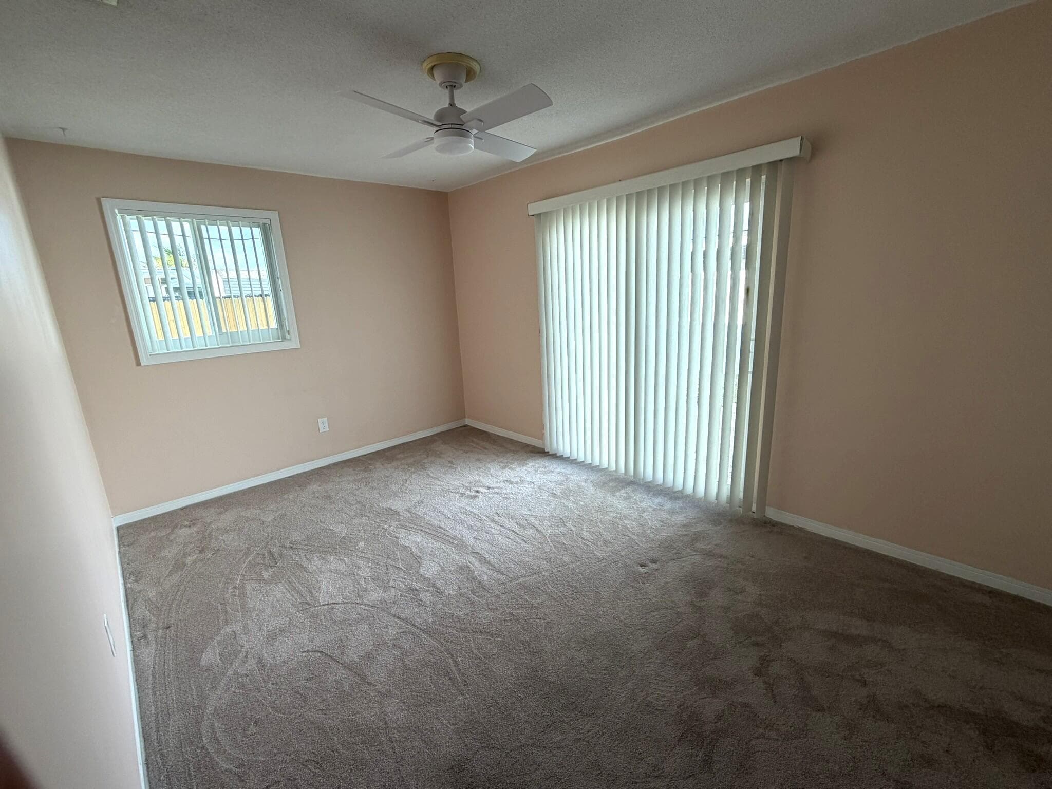 8881 NW 11th Street, Pembroke Pines, FL 33024 — photo 8 of 25