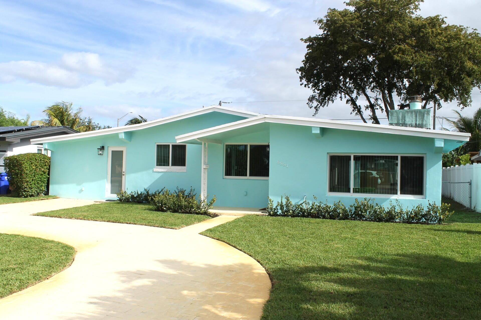 8881 NW 11th Street, Pembroke Pines, FL 33024 — photo 1 of 25