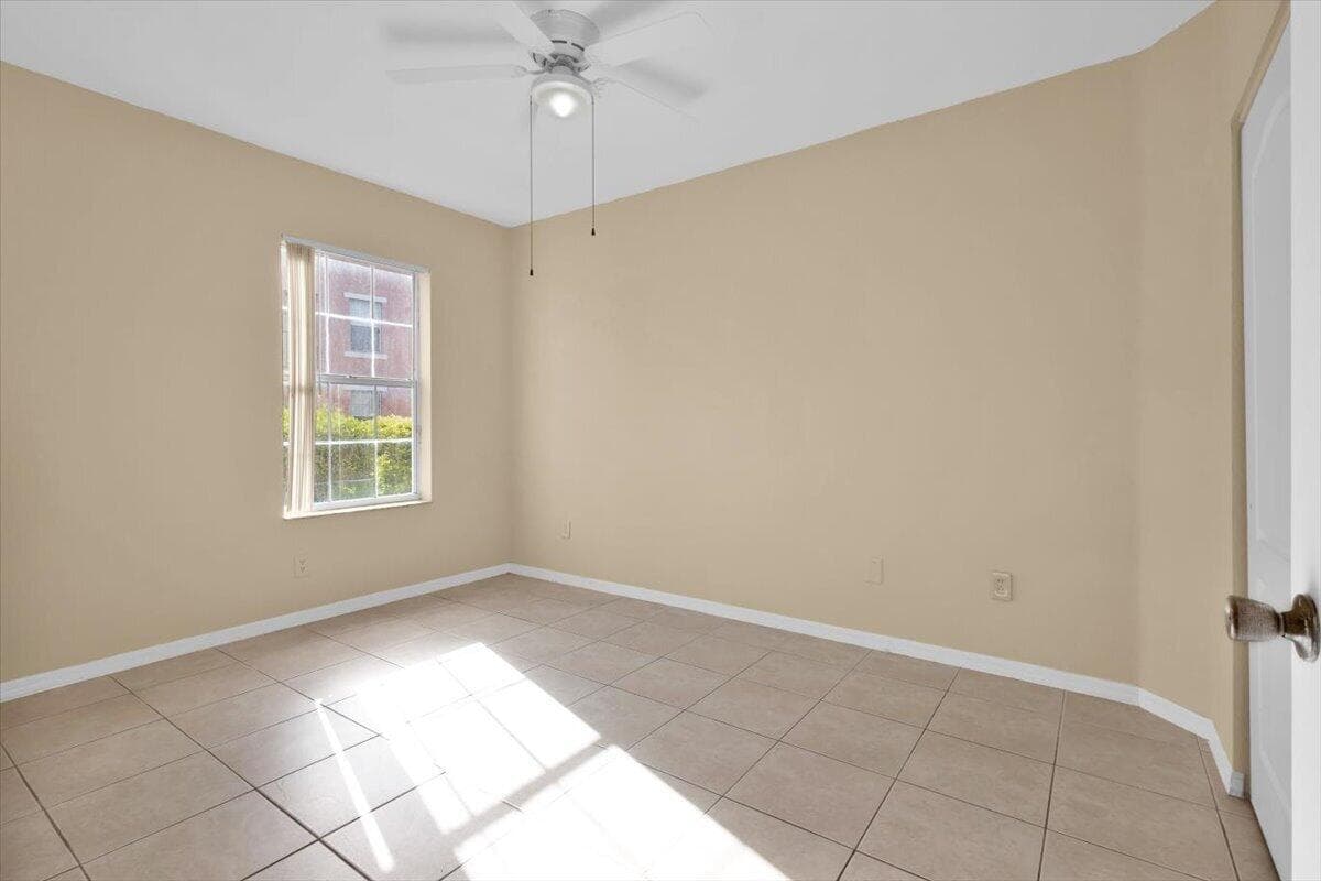 120 SW Peacock Boulevard 11-101, Port St. Lucie, FL 34986 — photo 17 of 58