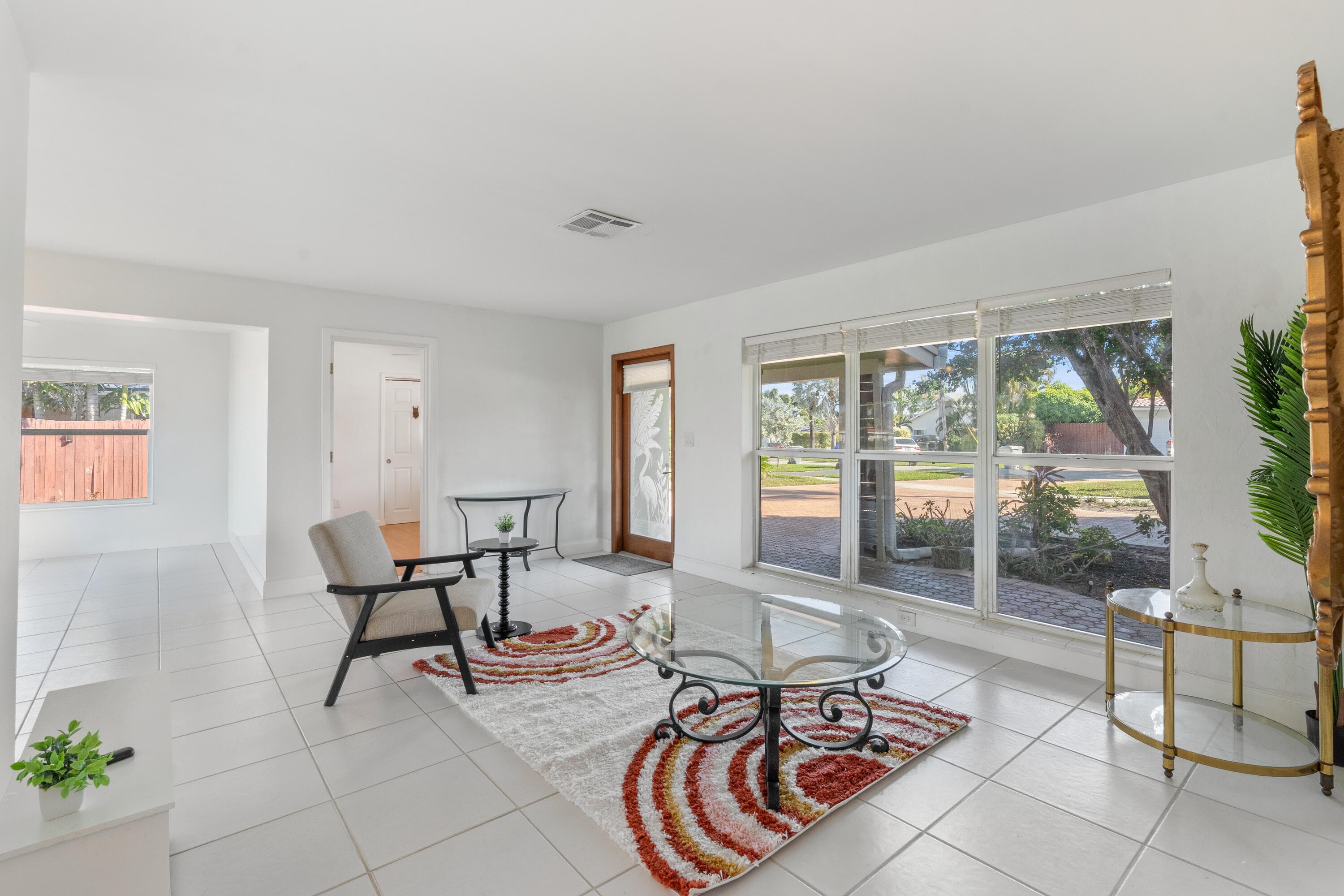 1001 SE 5 Avenue, Pompano Beach, FL 33060 — photo 8 of 32
