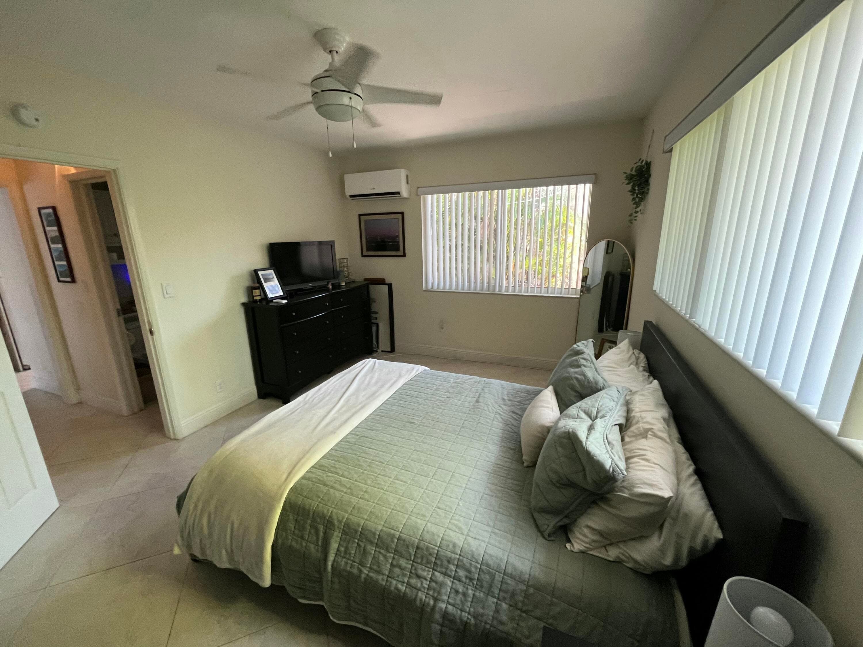 4316 Sea Grape Drive 3, Lauderdale-By-The-Sea, FL 33308 — photo 5 of 13
