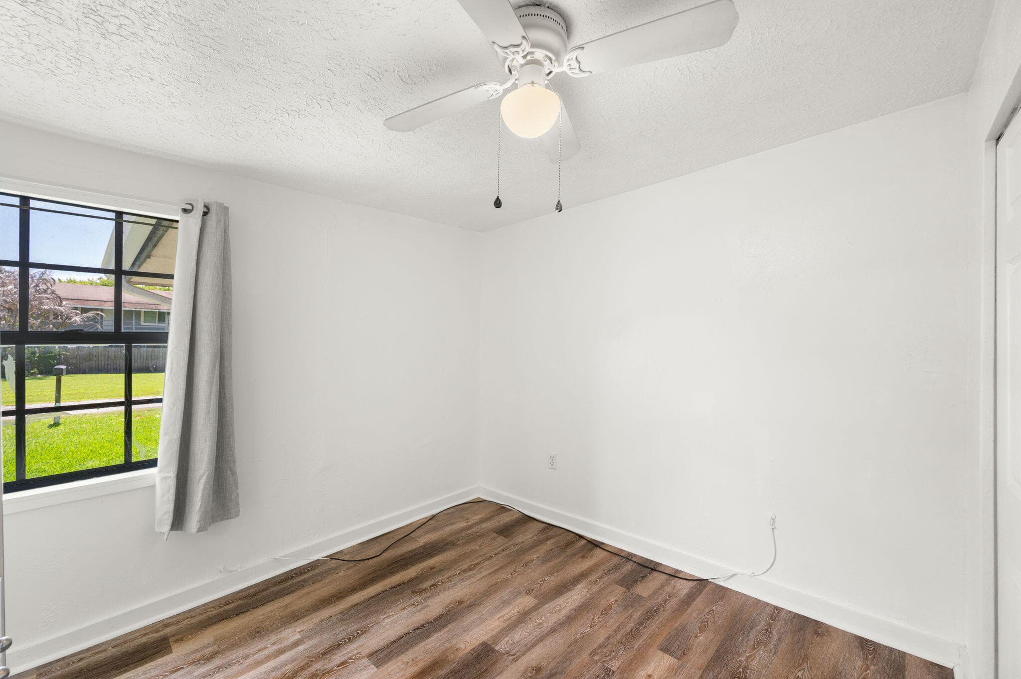 390 Baysinger Avenue, Fort Pierce, FL 34982 — photo 11 of 15