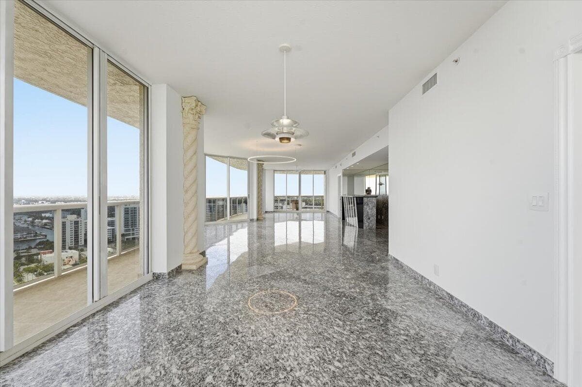 3100 N Ocean Boulevard 2208, Fort Lauderdale, FL 33308 — photo 12 of 33