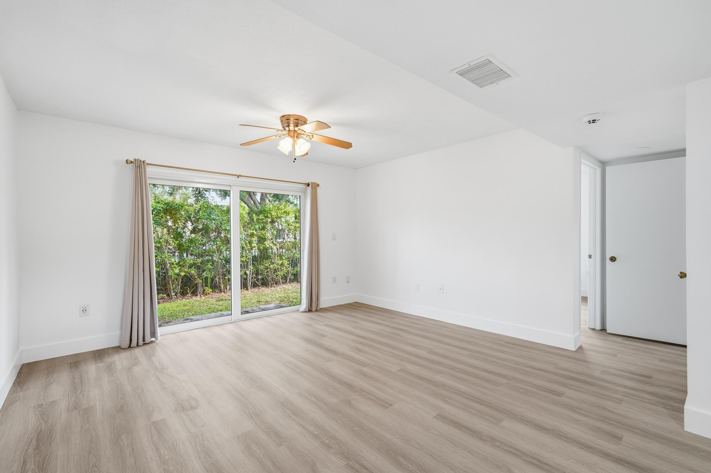 3832 NW 90th Avenue 3832, Sunrise, FL 33351 — photo 12 of 31