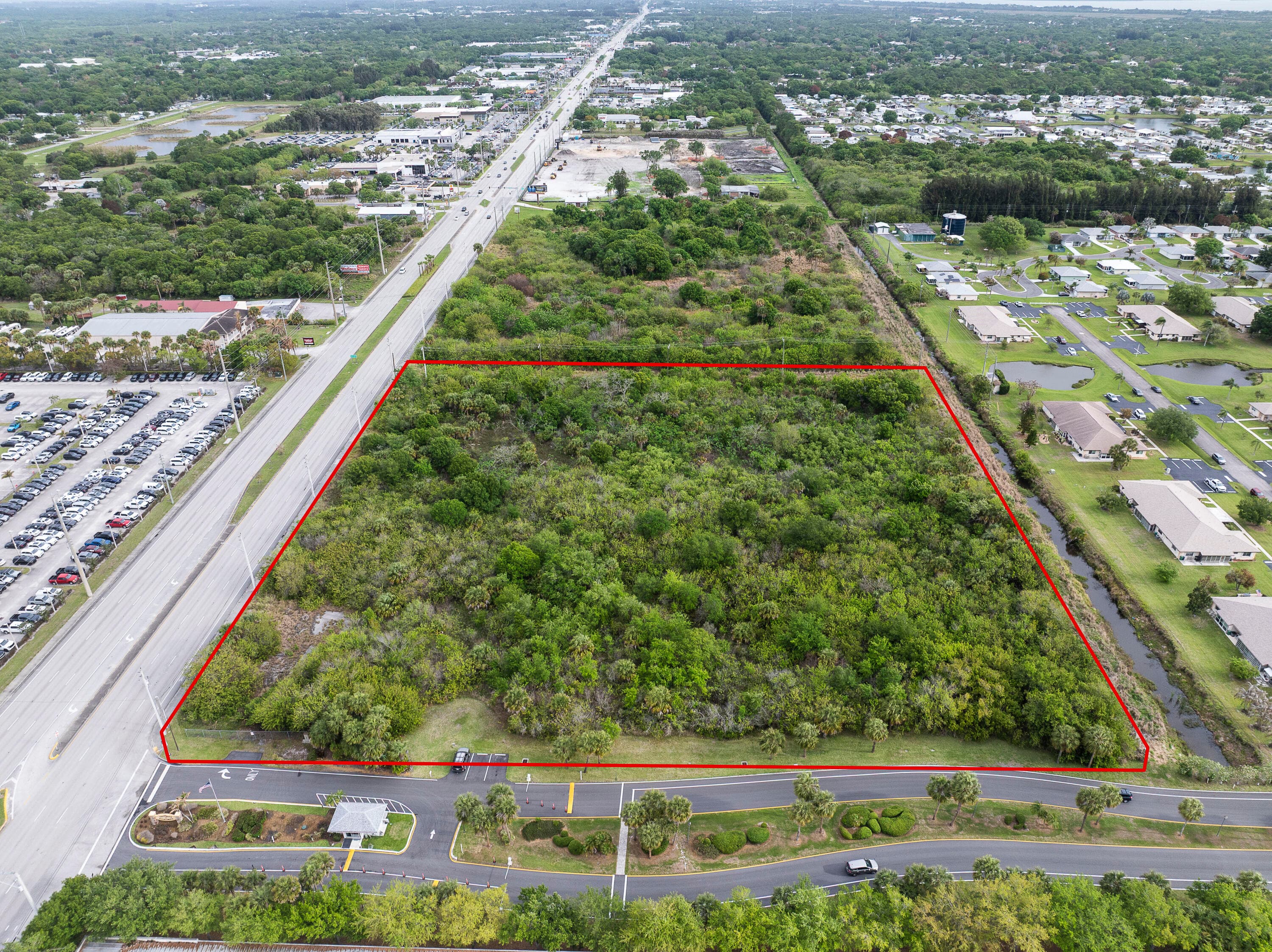 5800 S Us Highway 1, Fort Pierce, FL 34982 — photo 1 of 13