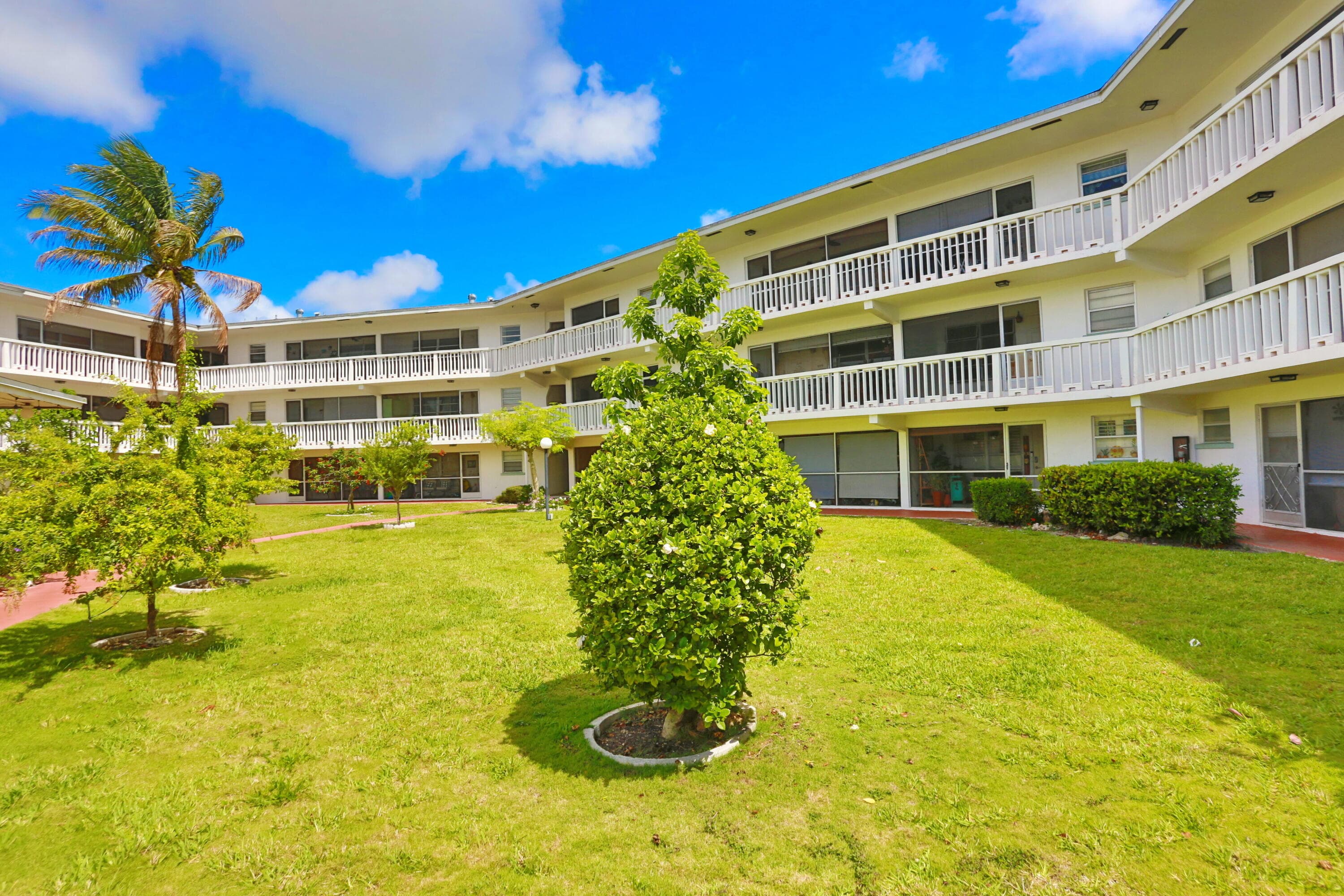 600 Pine Drive 209, Pompano Beach, FL 33060 — photo 8 of 72