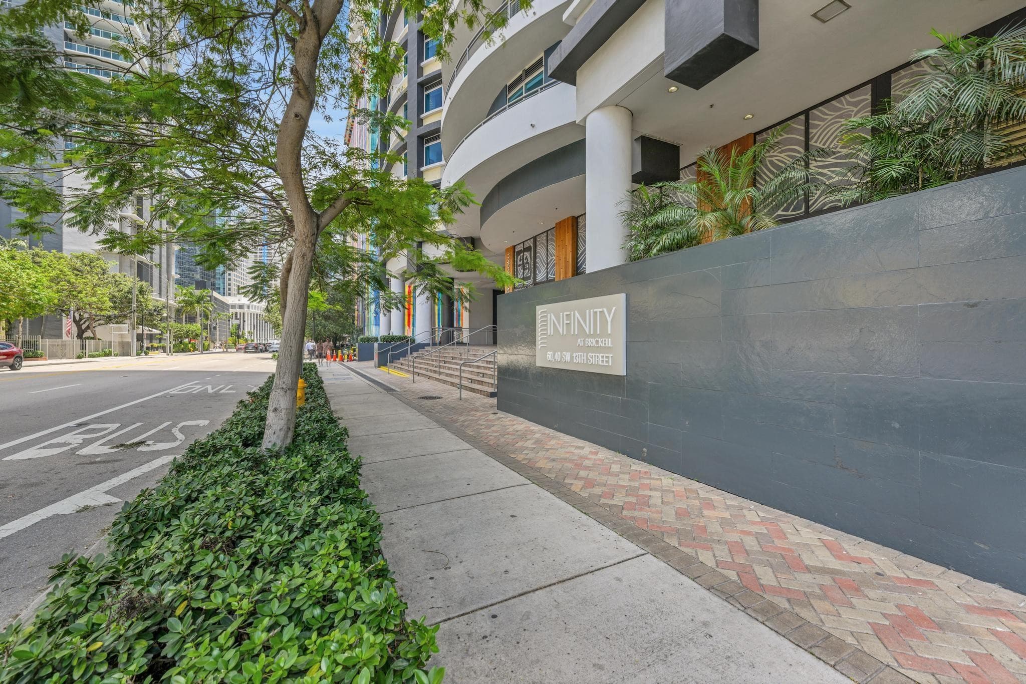 60 SW 13th Street 4013, Miami, FL 33130 — photo 3 of 37