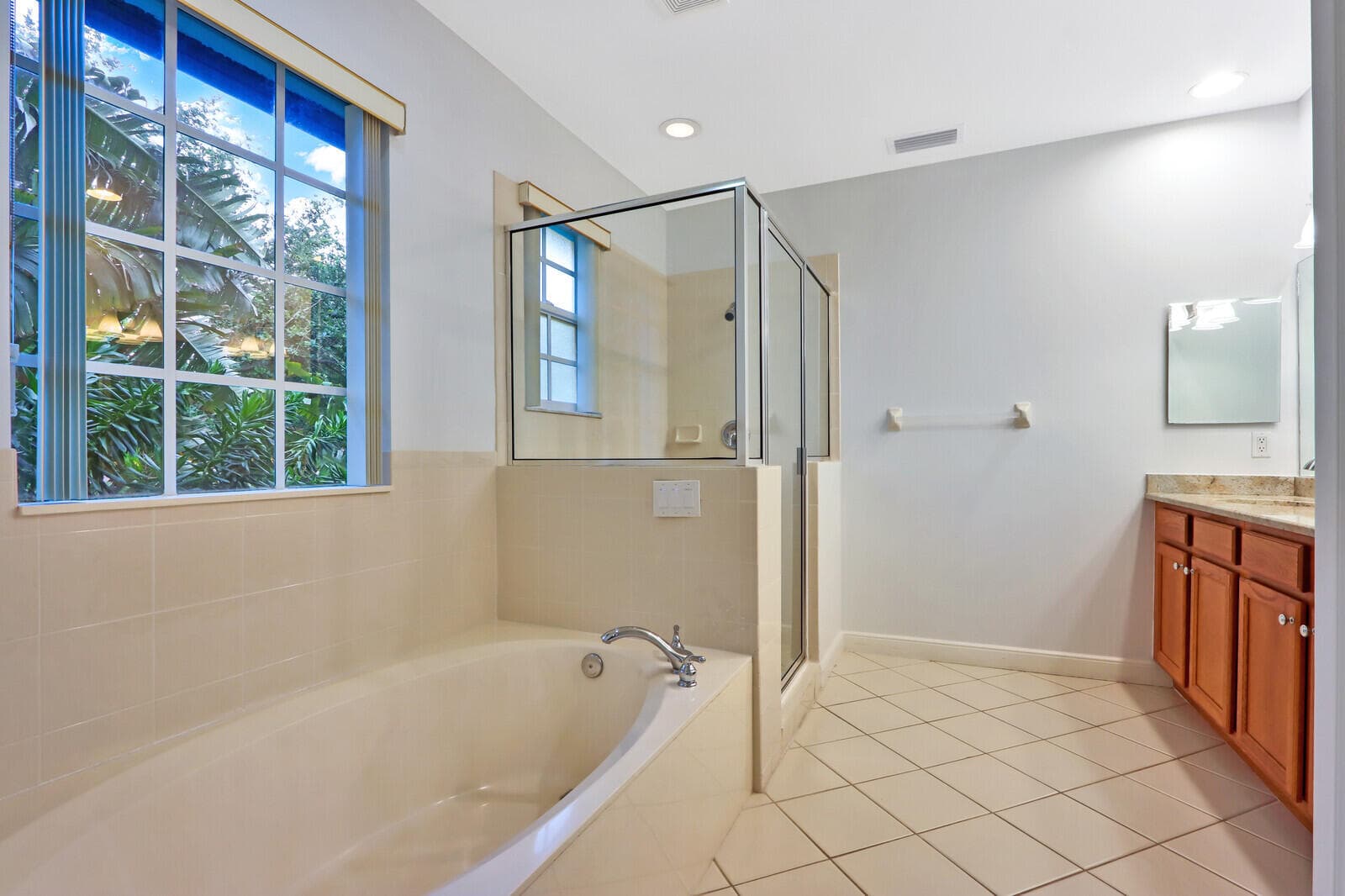 1904 Flower Drive, Palm Beach Gardens, FL 33410 — photo 30 of 48