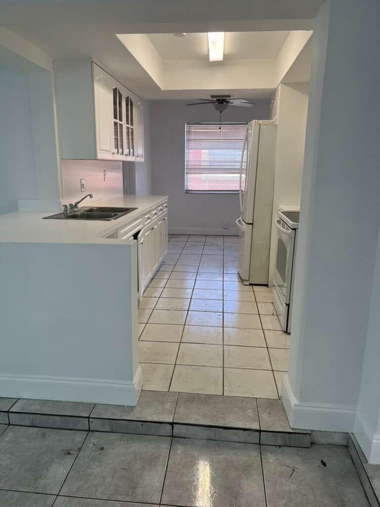 3631 NW 33rd Avenue, Lauderdale Lakes, FL 33309 — photo 5 of 28
