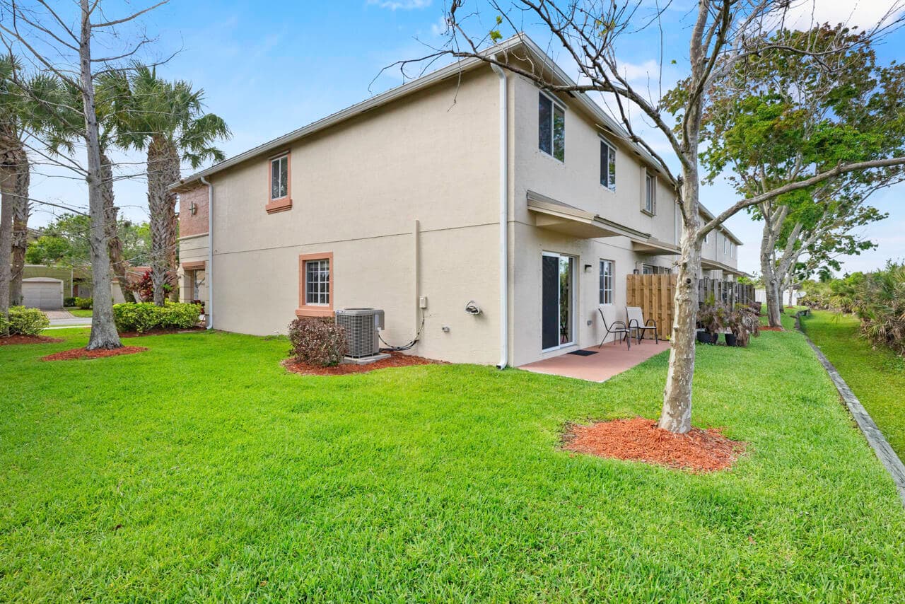 5349 SE Jennings Lane, Stuart, FL 34997 — photo 32 of 36