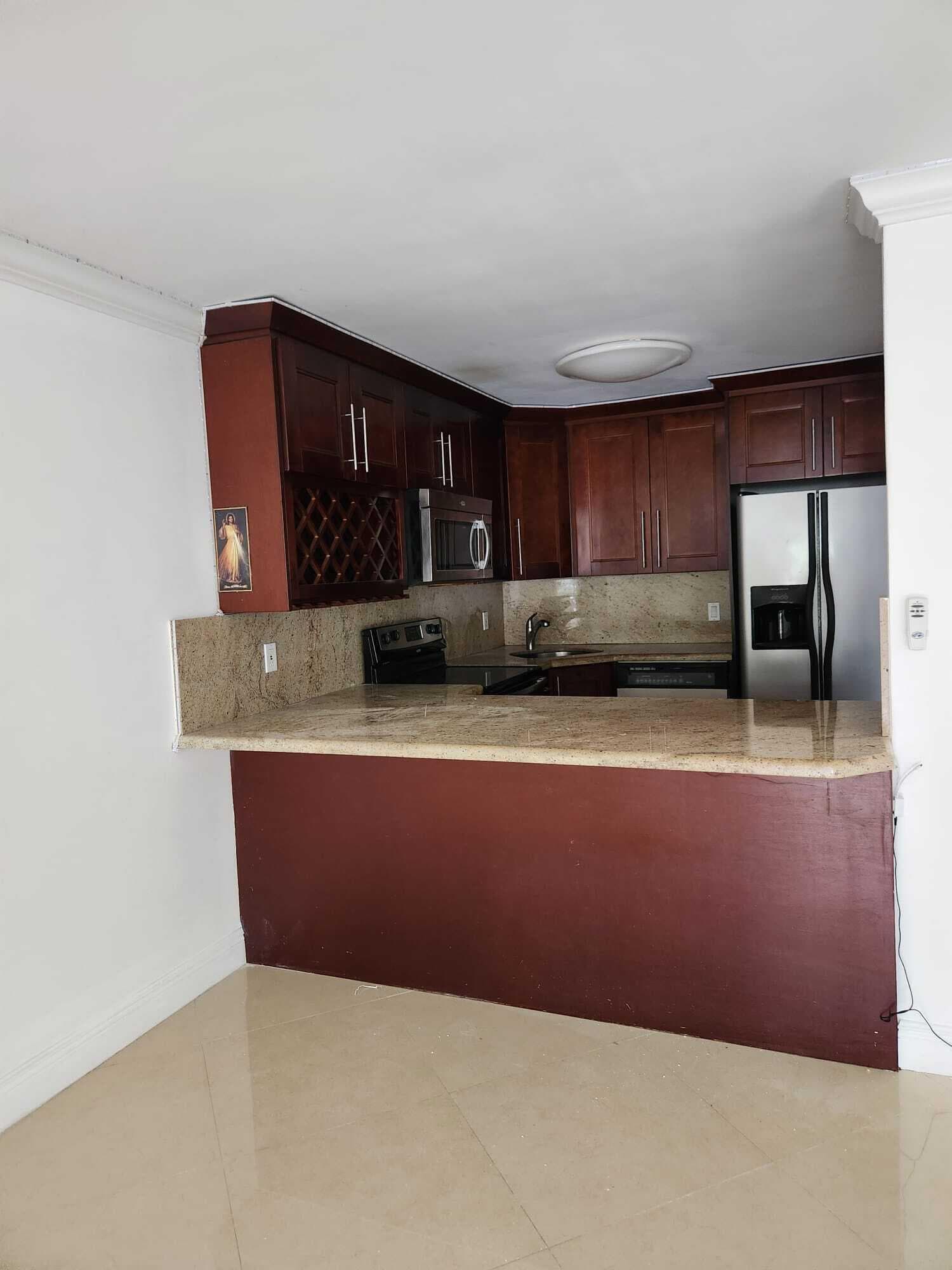 9355 SW 8th Street 222, Boca Raton, FL 33428 — photo 1 of 36
