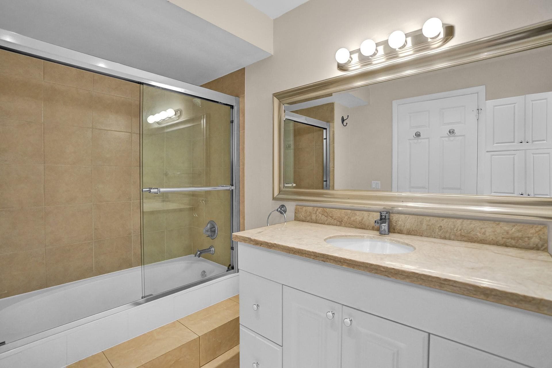16300 Golf Club Road 109, Weston, FL 33326 — photo 9 of 10