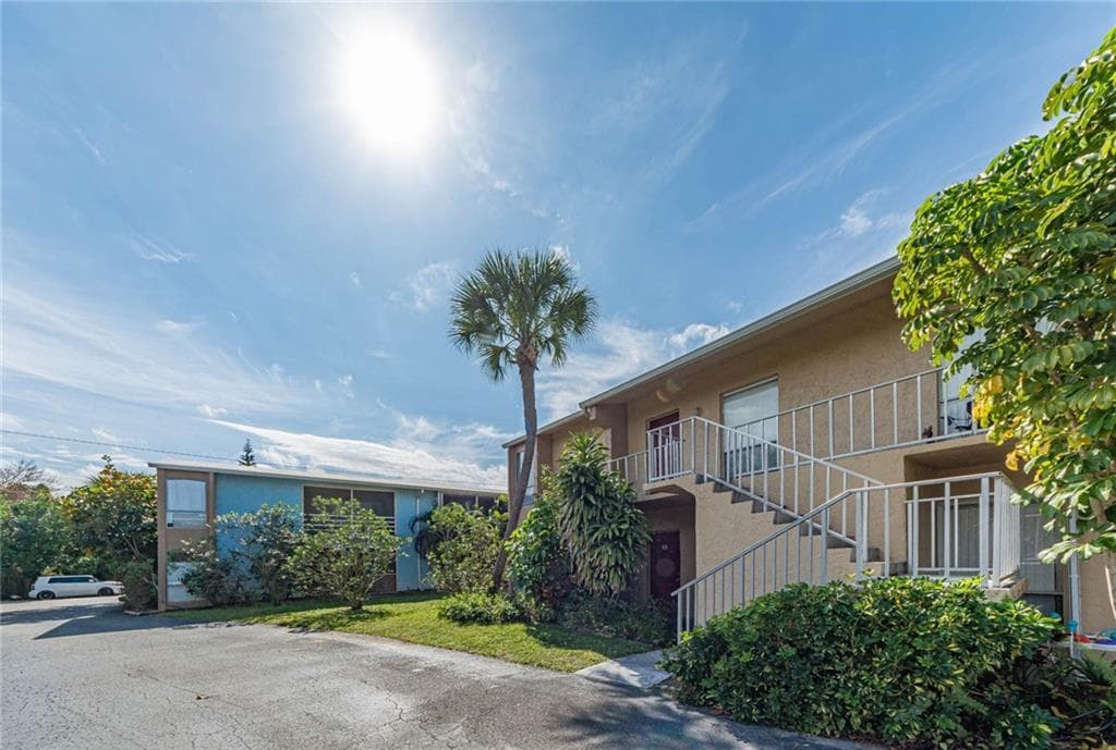 1555 14th Avenue 201, Vero Beach, FL 32960 — photo 20 of 28