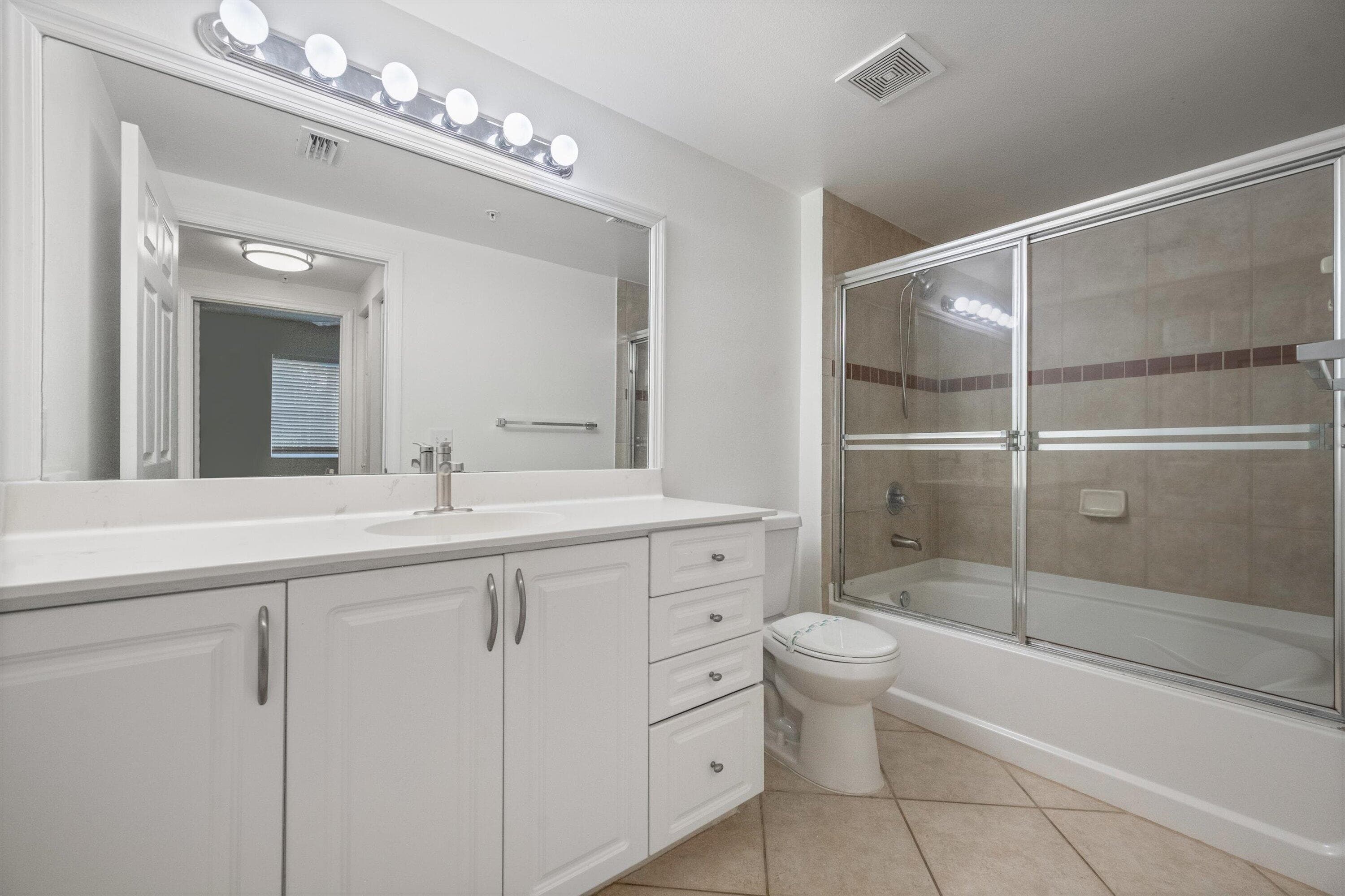 6475 Emerald Dunes Drive 206, West Palm Beach, FL 33411 — photo 17 of 29