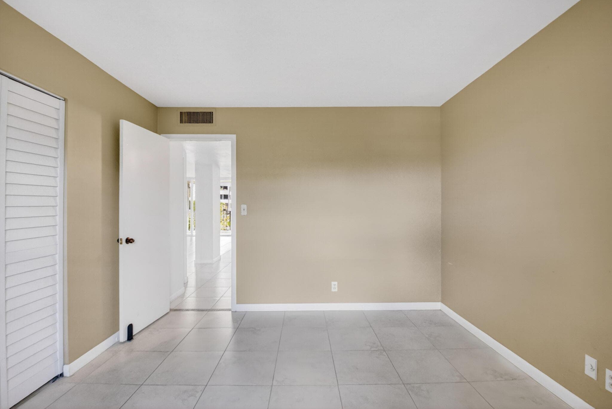 3581 S Ocean Boulevard 3c, South Palm Beach, FL 33480 — photo 24 of 28