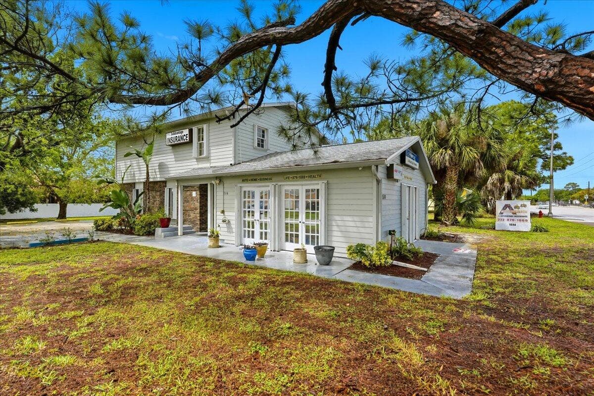 1514 SE Port St Lucie Boulevard, Port St. Lucie, FL — photo 37 of 44