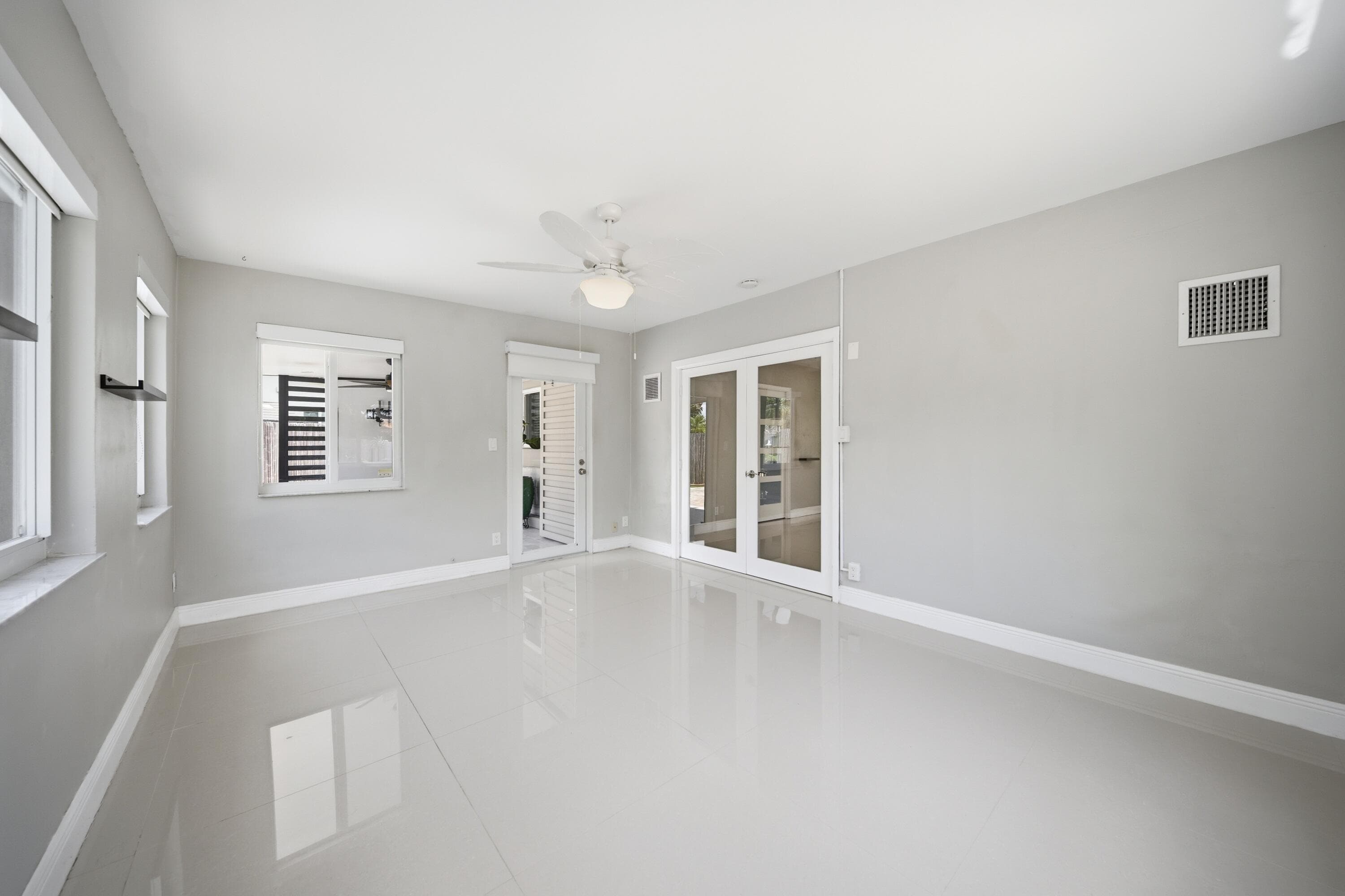 5031 NE 23rd Terrace, Lighthouse Point, FL 33064 — photo 13 of 37