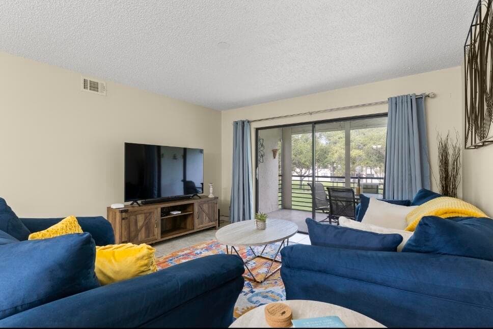 6095 N Sabal Palm Boulevard 210, Tamarac, FL 33319 — photo 7 of 23