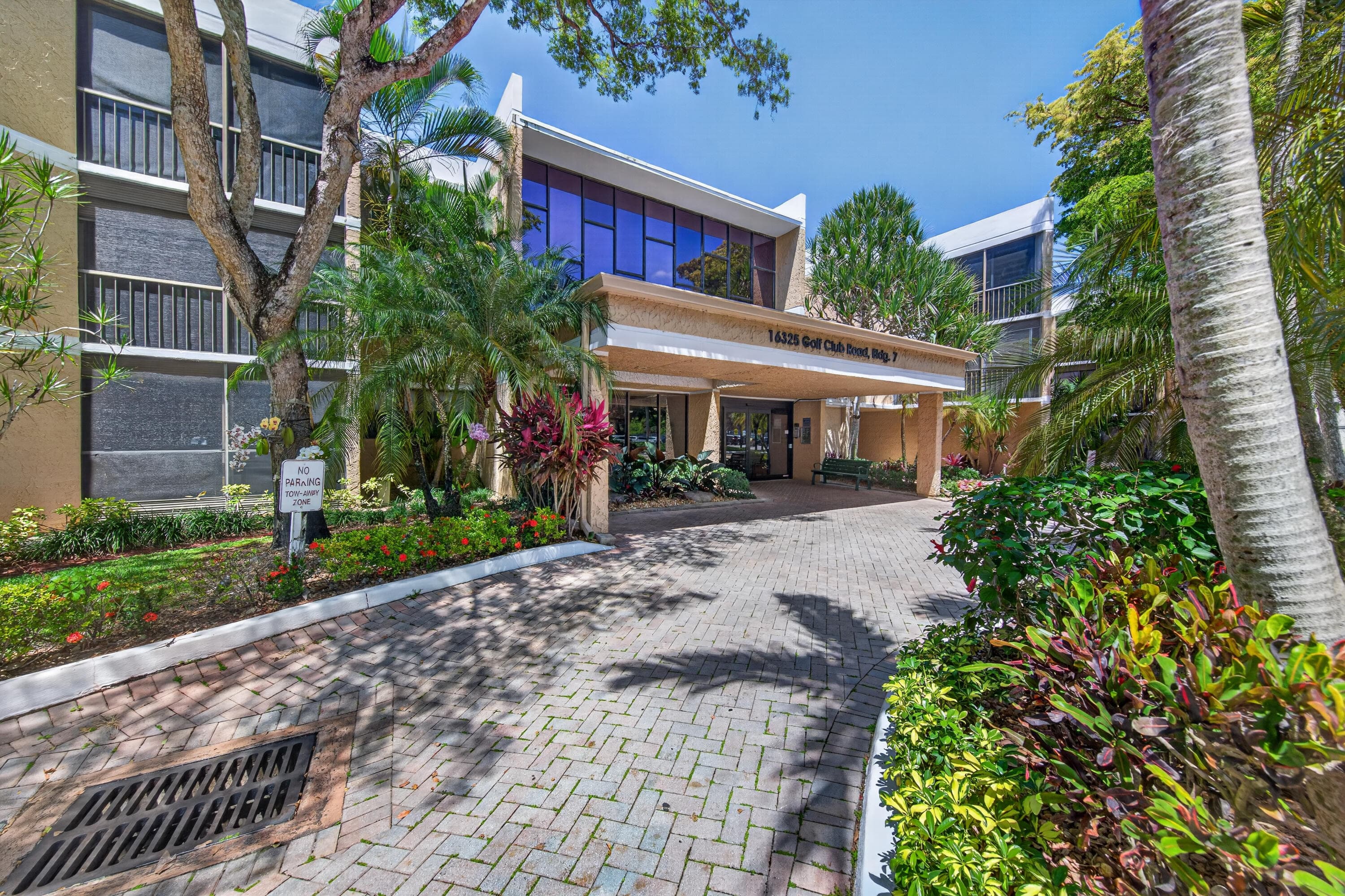 16325 Golf Club Road 302, Weston, FL 33326 — photo 23 of 23