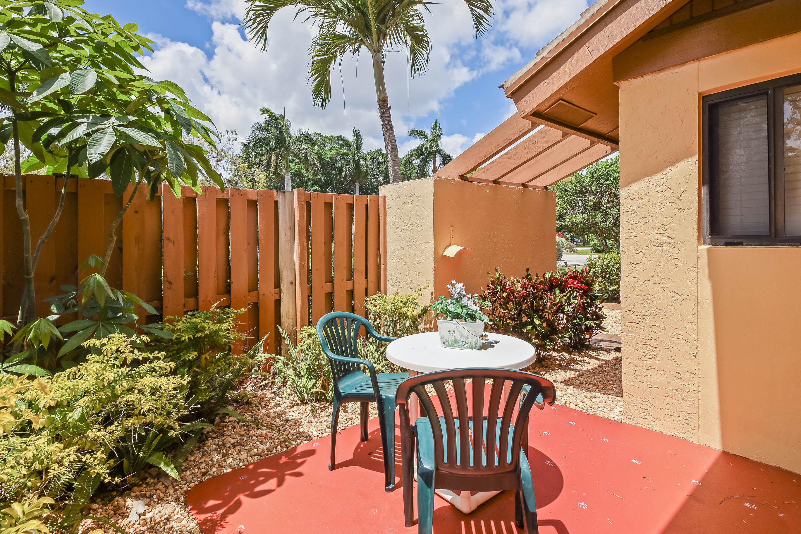 5338 S Fountains Dr Drive S, Lake Worth, FL 33467 — photo 33 of 40