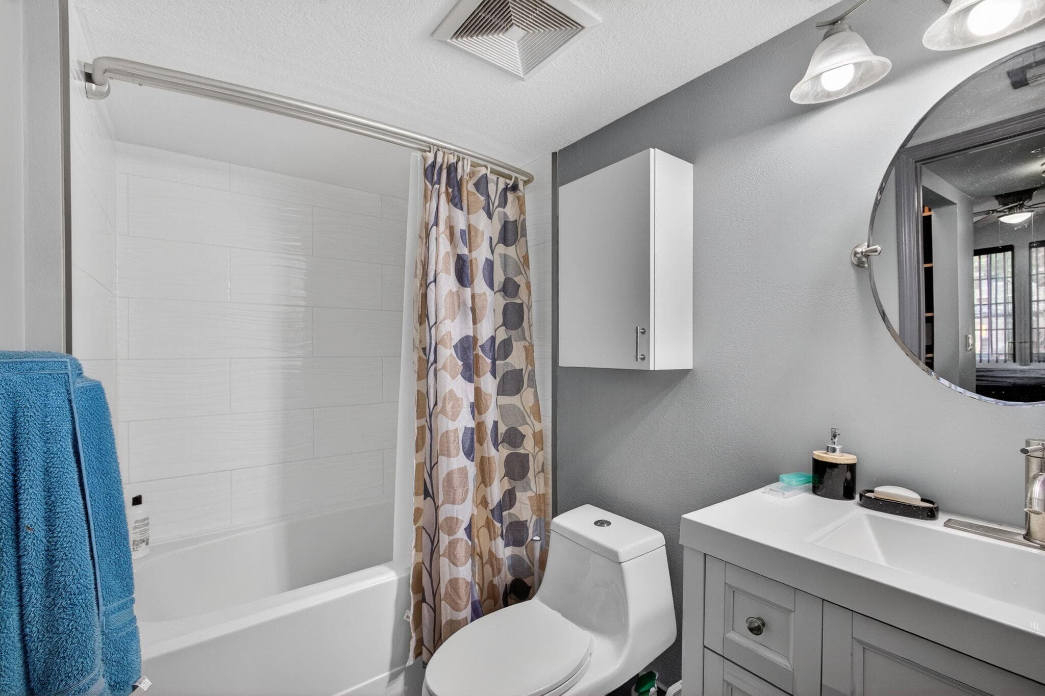 4211 San Marino Boulevard 105, West Palm Beach, FL 33409 — photo 25 of 45