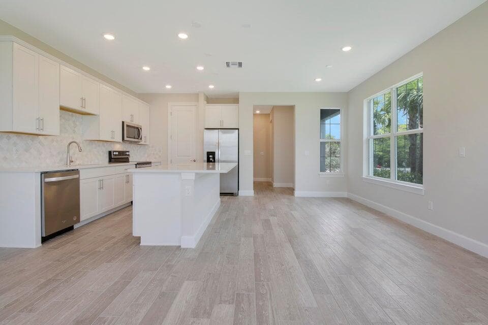 1875 SE Ocean Cove Way, Stuart, FL 34996 — photo 13 of 37