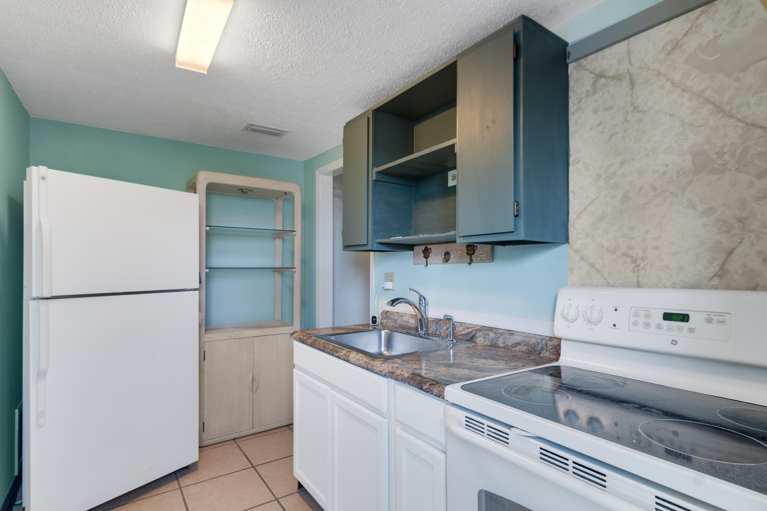 1545 Highland Avenue, Vero Beach, FL 32960 — photo 24 of 28