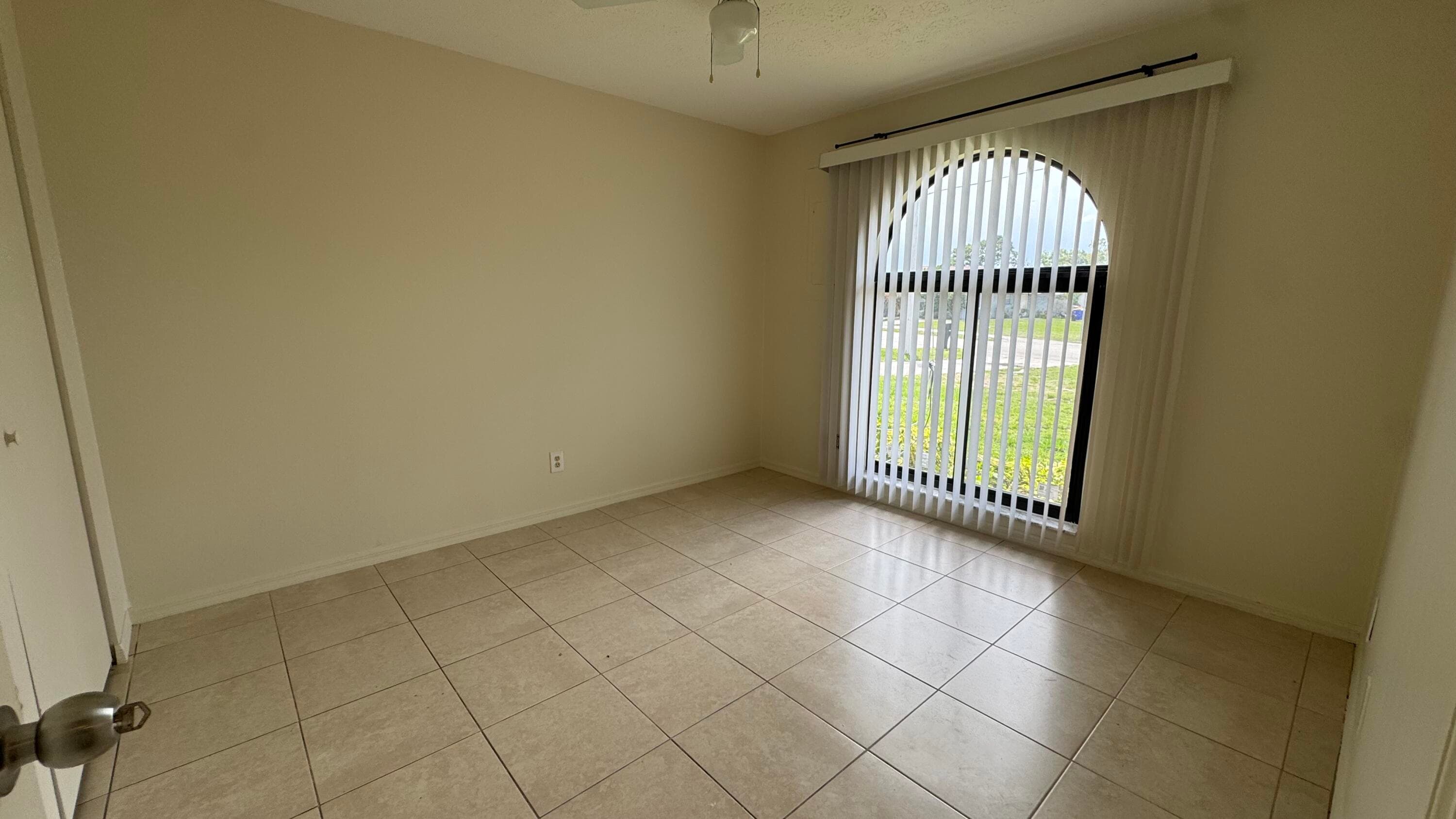 5045 SE Primrose Way, Stuart, FL 34997 — photo 5 of 6