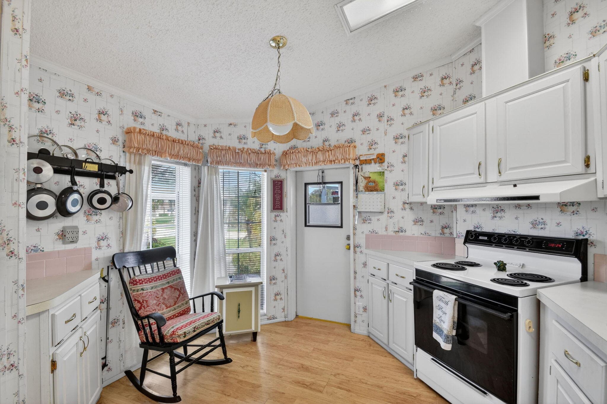 4290 Meadow View Drive, Boynton Beach, FL 33436 — photo 11 of 48