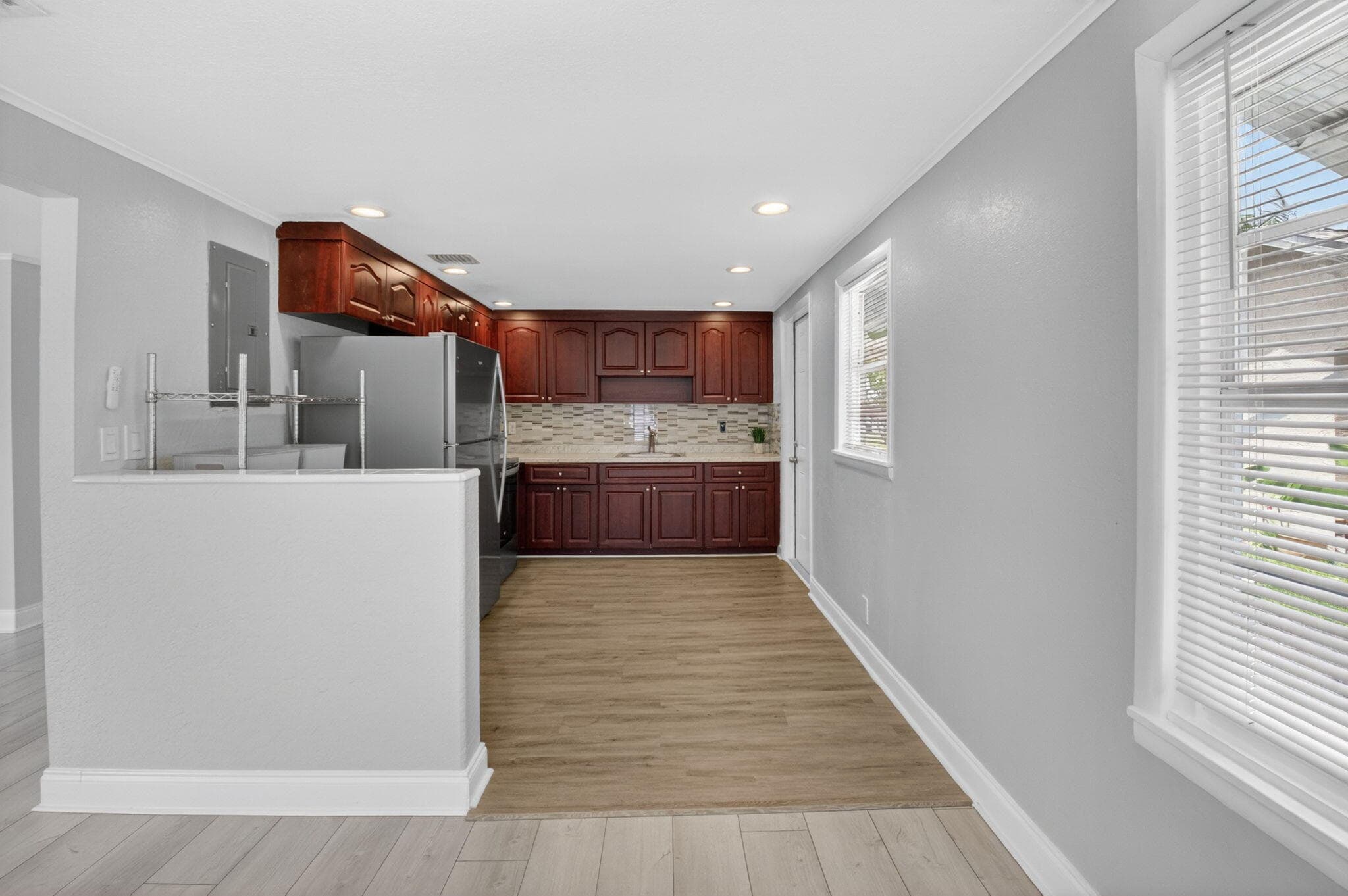 239 NW 6th Avenue, Delray Beach, FL 33444 — photo 3 of 31