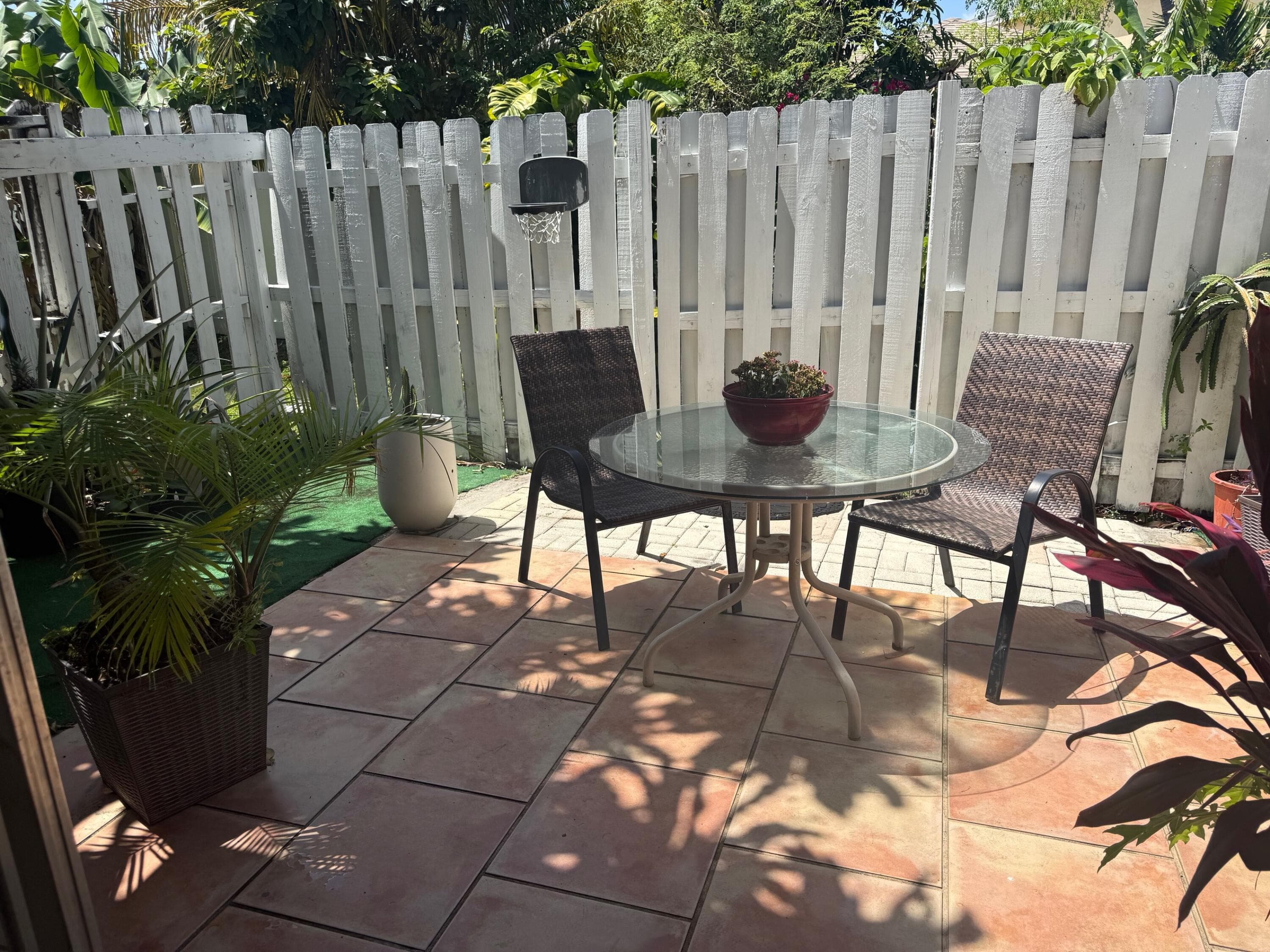 795 Crystal Lake Drive 795, Deerfield Beach, FL 33064 — photo 7 of 27