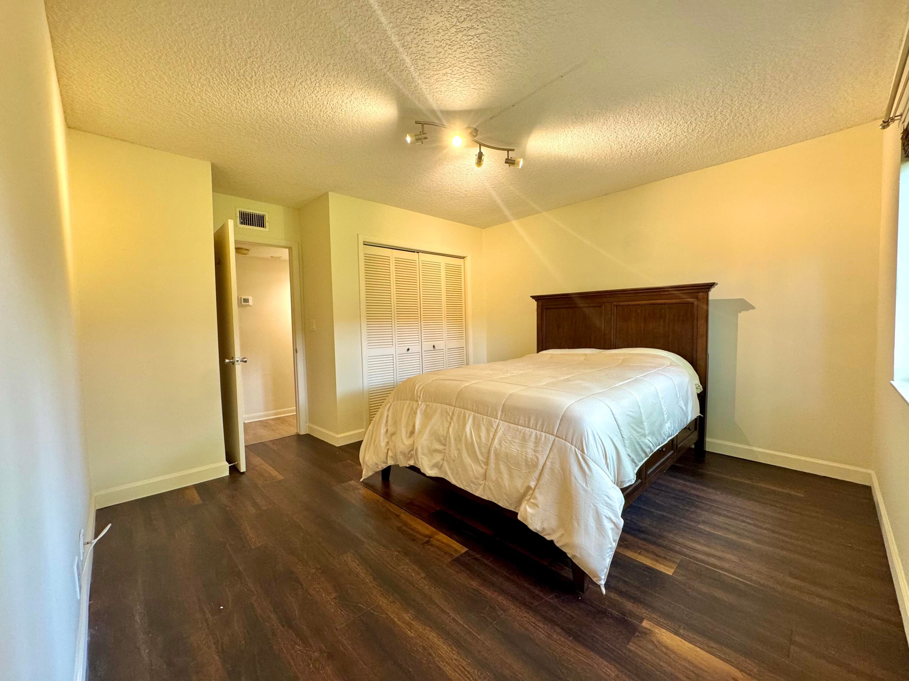 1920 NE 1st Terrace 118h, Wilton Manors, FL 33305 — photo 10 of 35