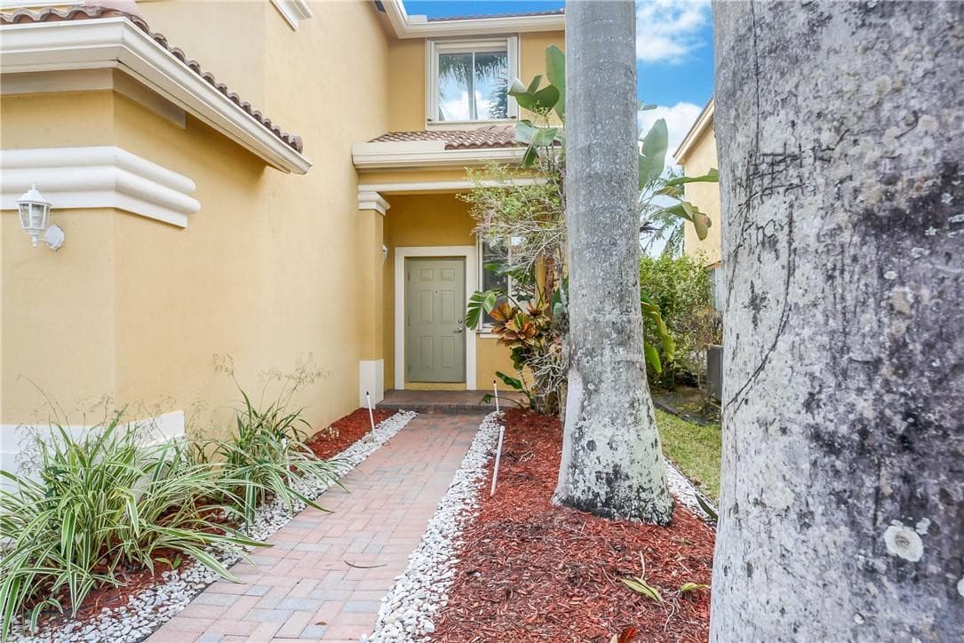 627 Conservation Drive, Weston, FL 33327 — photo 2 of 22