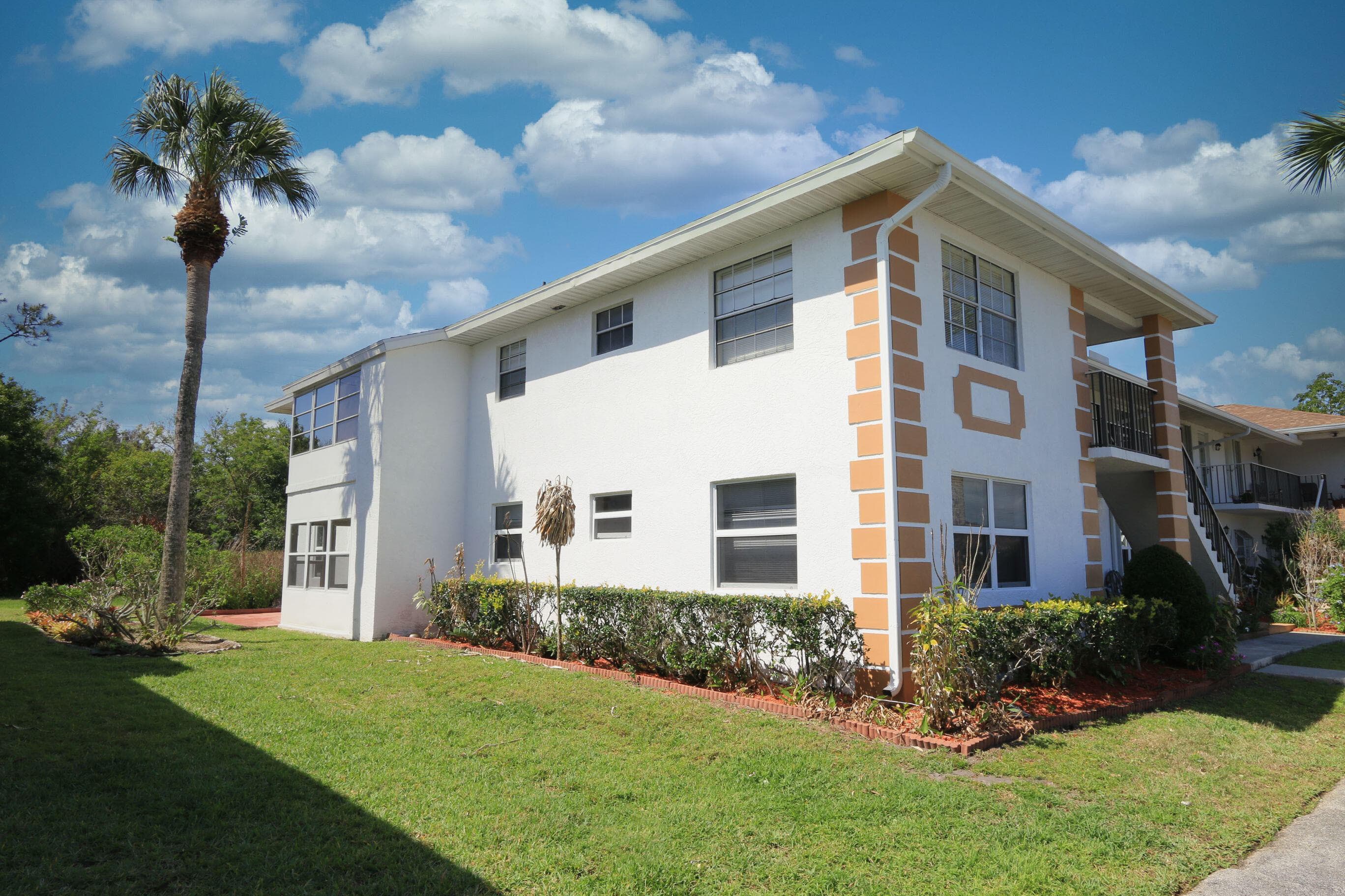 1217 S Lakes End Drive 1, Fort Pierce, FL 34982 — photo 22 of 73