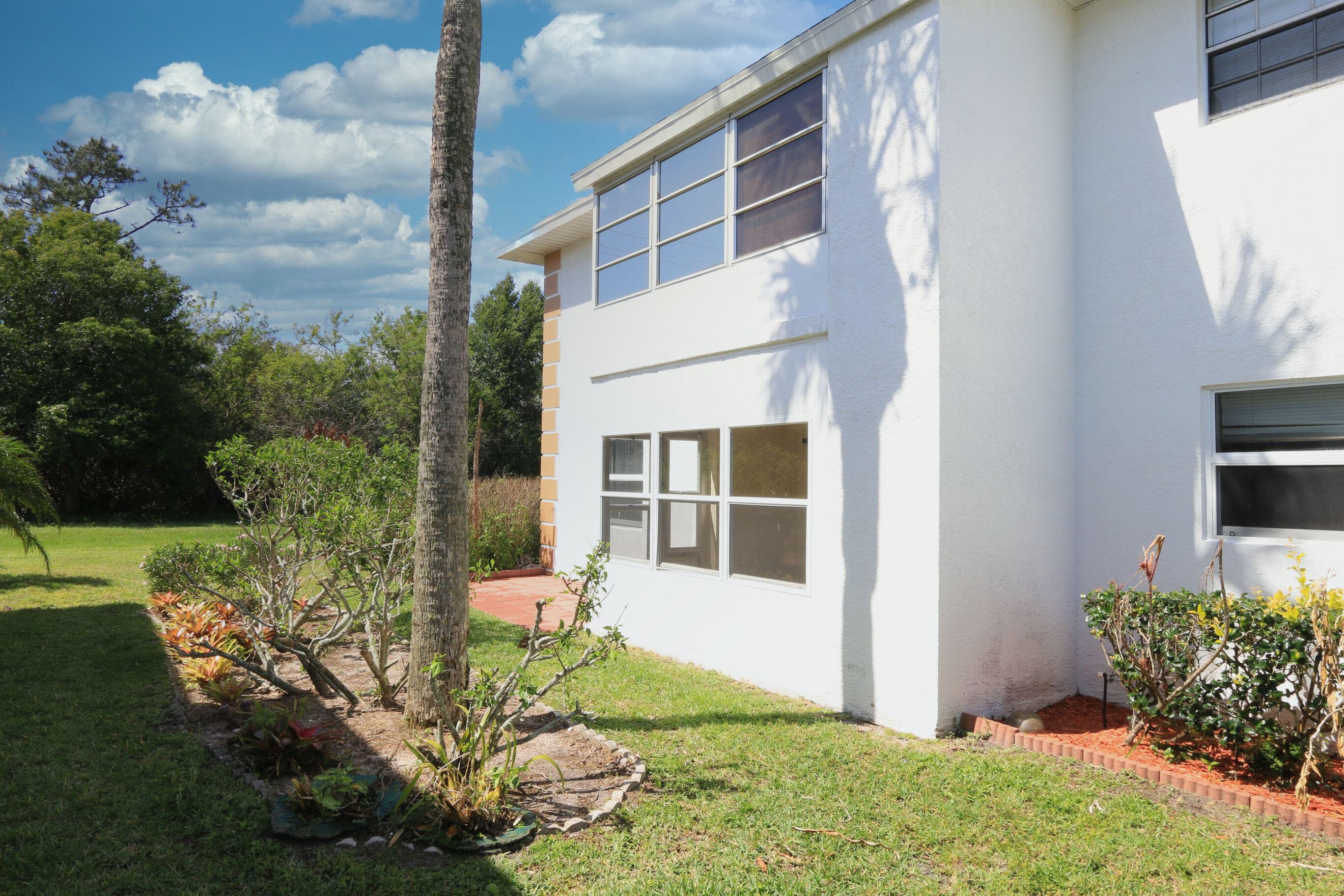 1217 S Lakes End Drive 1, Fort Pierce, FL 34982 — photo 23 of 73