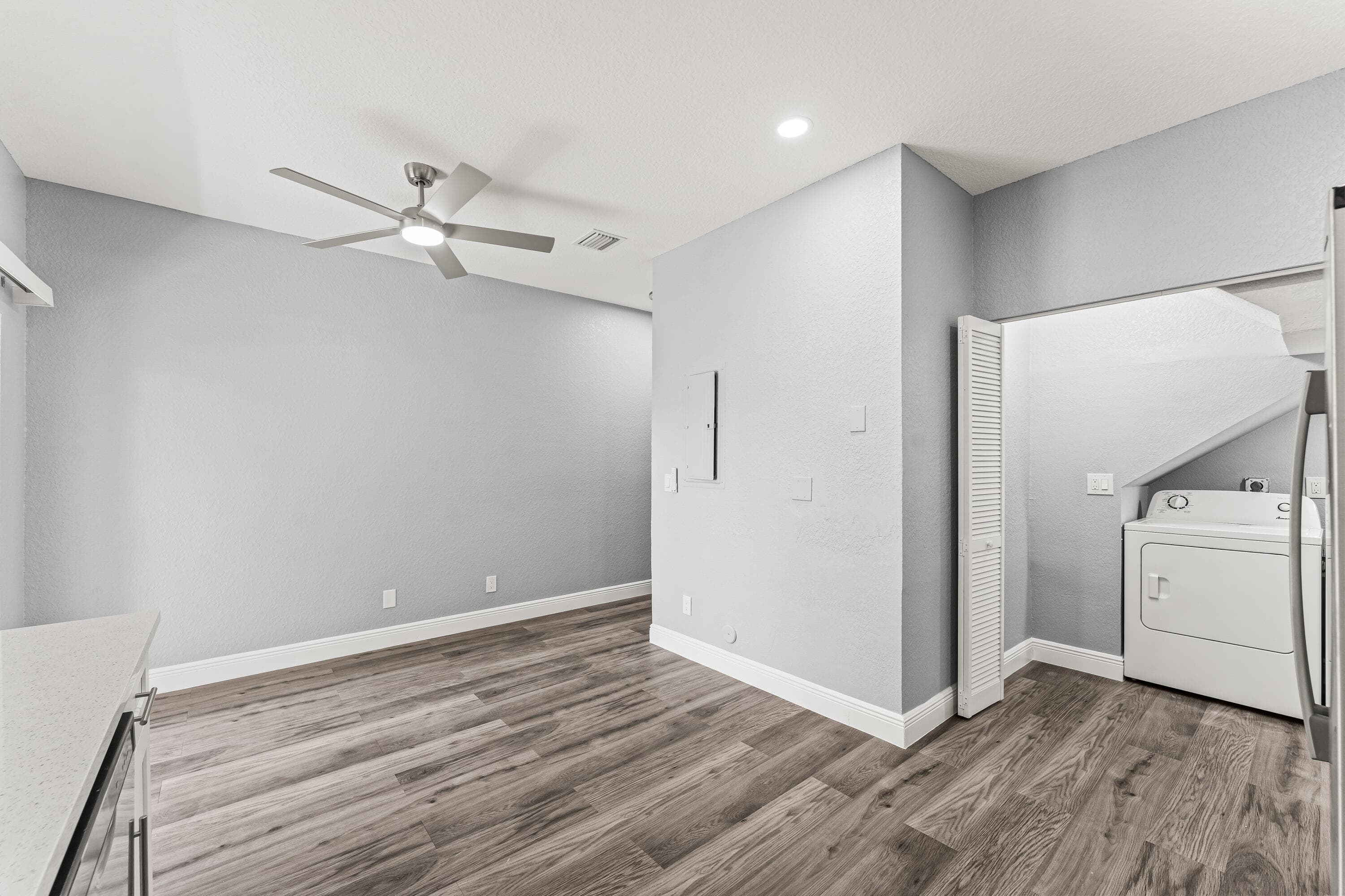 205 S Santa Catalina Circle 205, North Lauderdale, FL 33068 — photo 11 of 33
