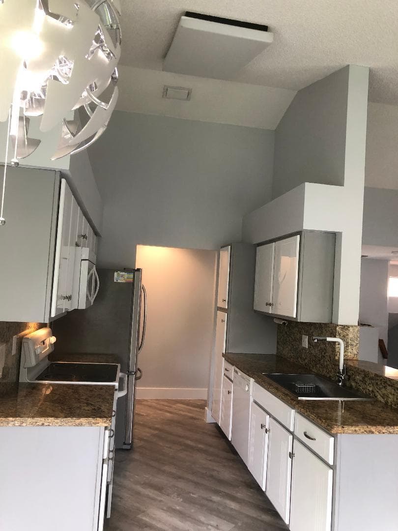 9322 NW 9th Place 9322, Plantation, FL 33324 — photo 6 of 20