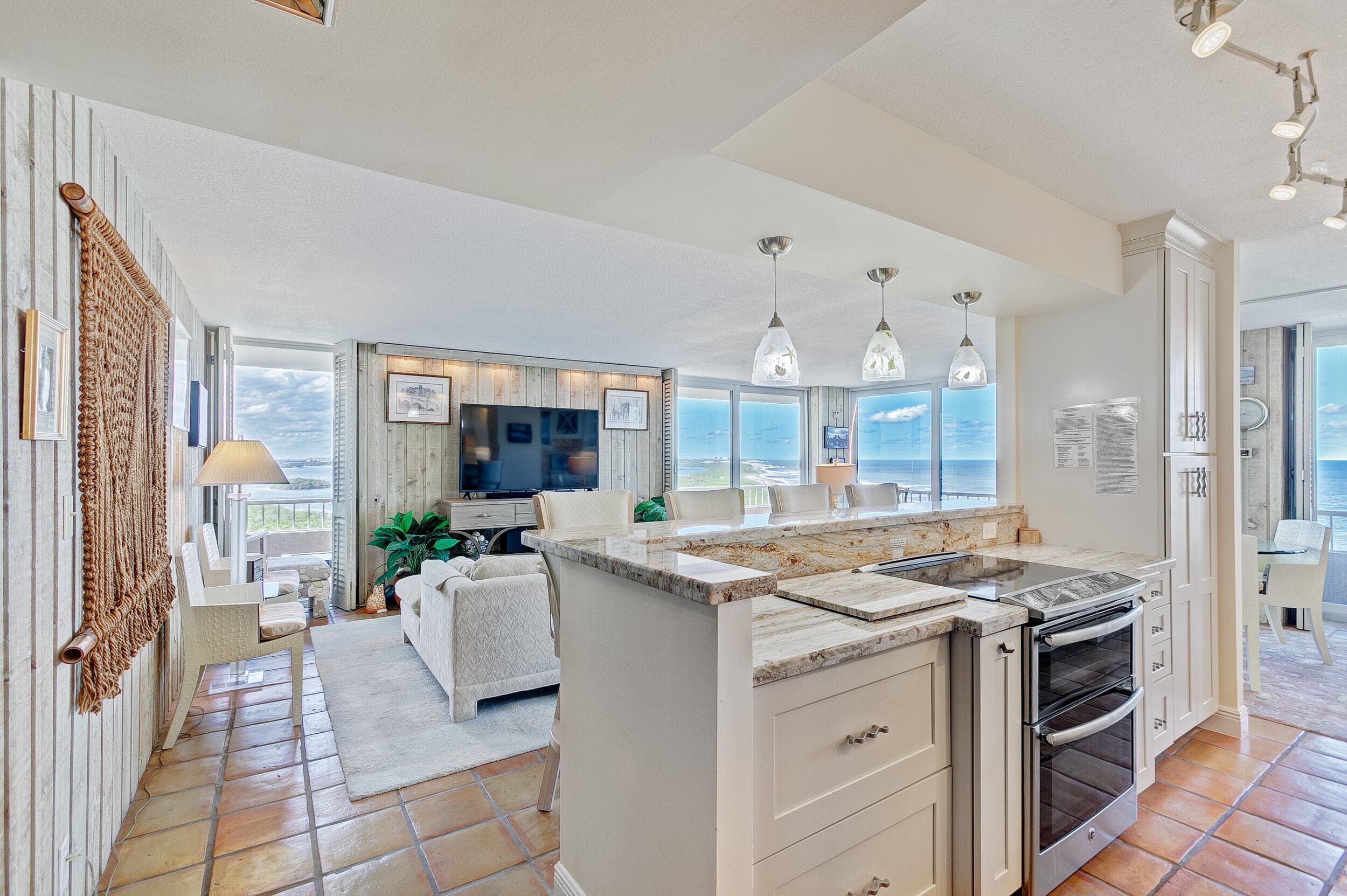 5550 N Ocean Drive 12c, Singer Island, FL 33404 — photo 2 of 66