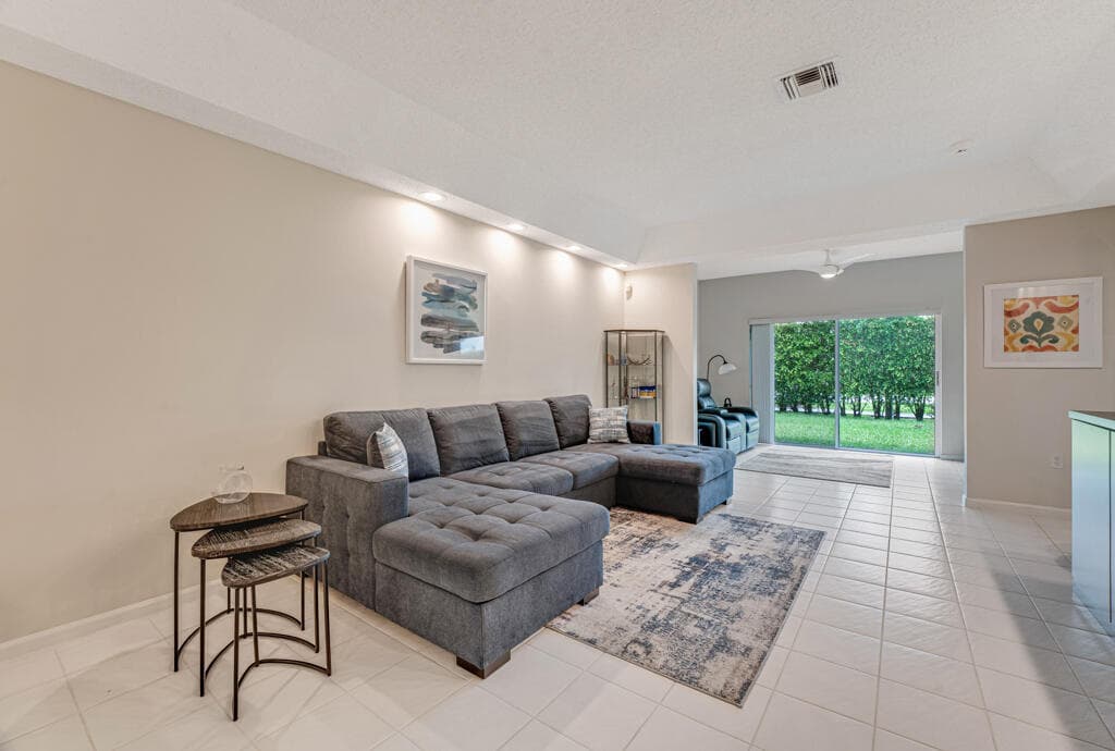 9998 Seacrest Circle C, Boynton Beach, FL 33437 — photo 7 of 76