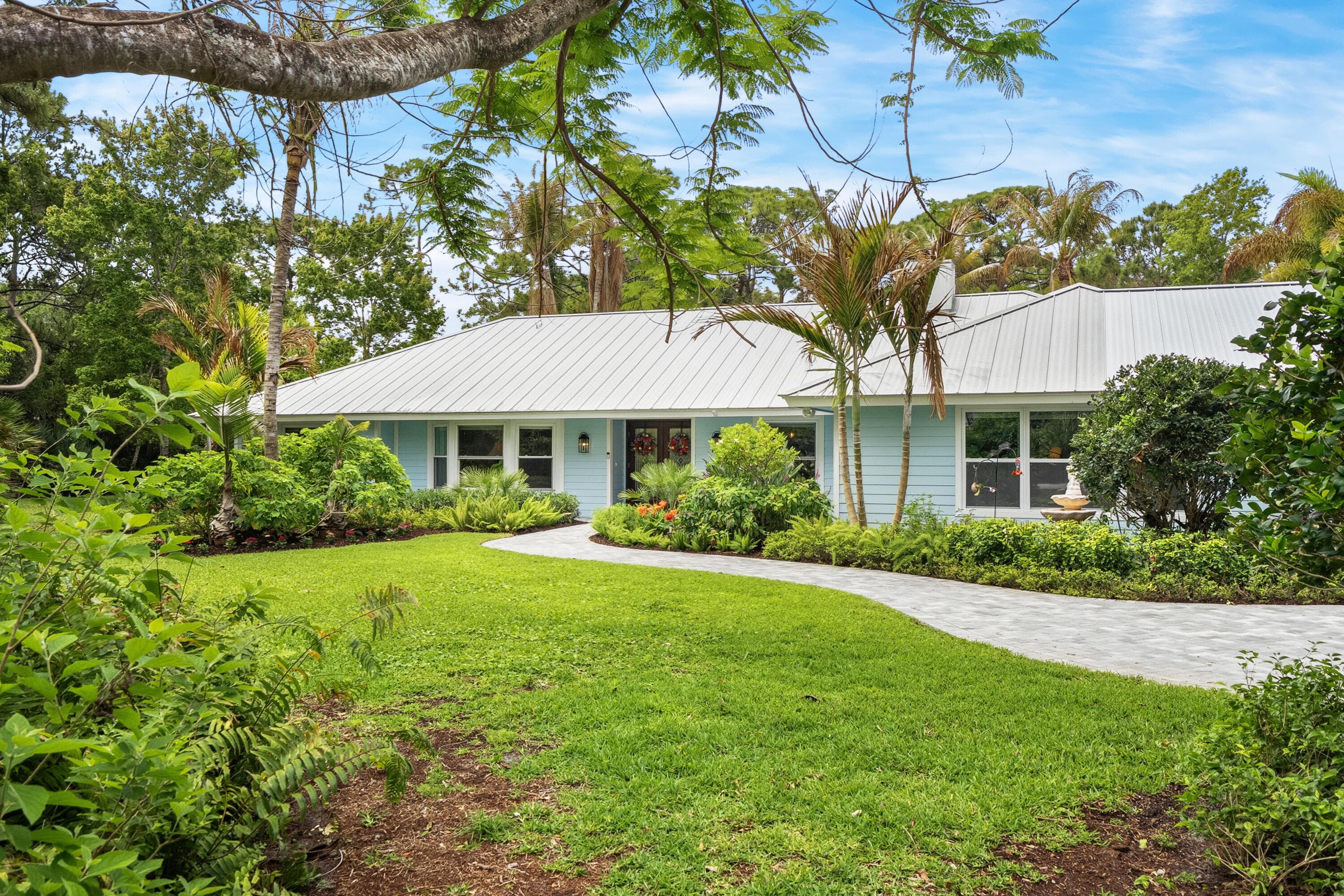 19785 Castlewood Drive, Jupiter, FL 33458 — photo 3 of 54