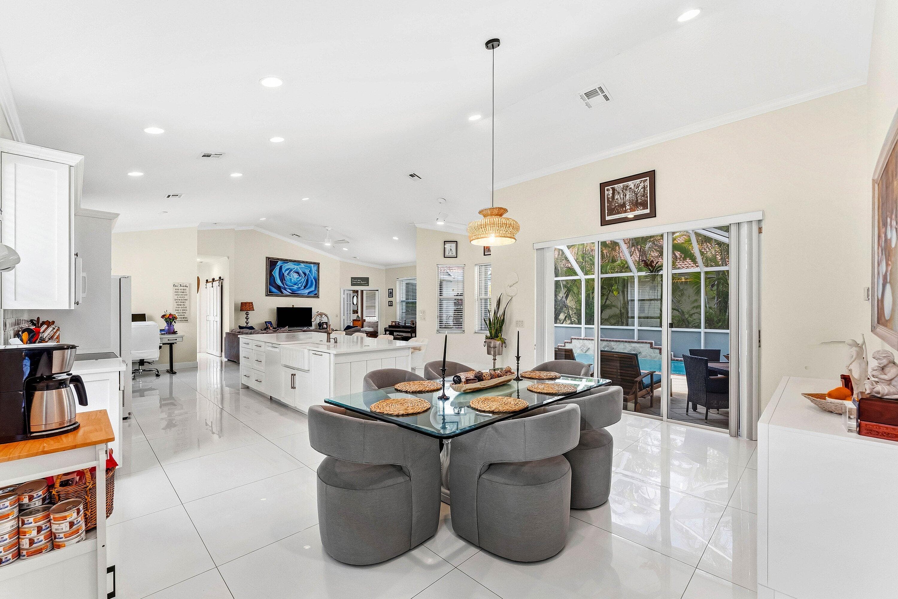 104 Hidden Hollow, Palm Beach Gardens, FL 33418 — photo 6 of 39