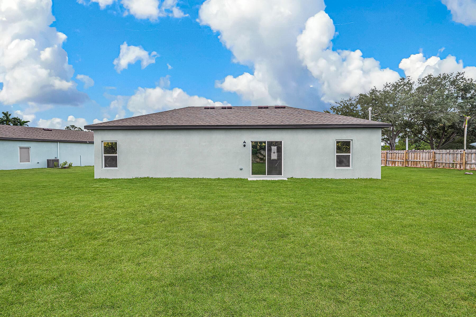 8835 W 98th Avenue, Vero Beach, FL 32967 — photo 3 of 21