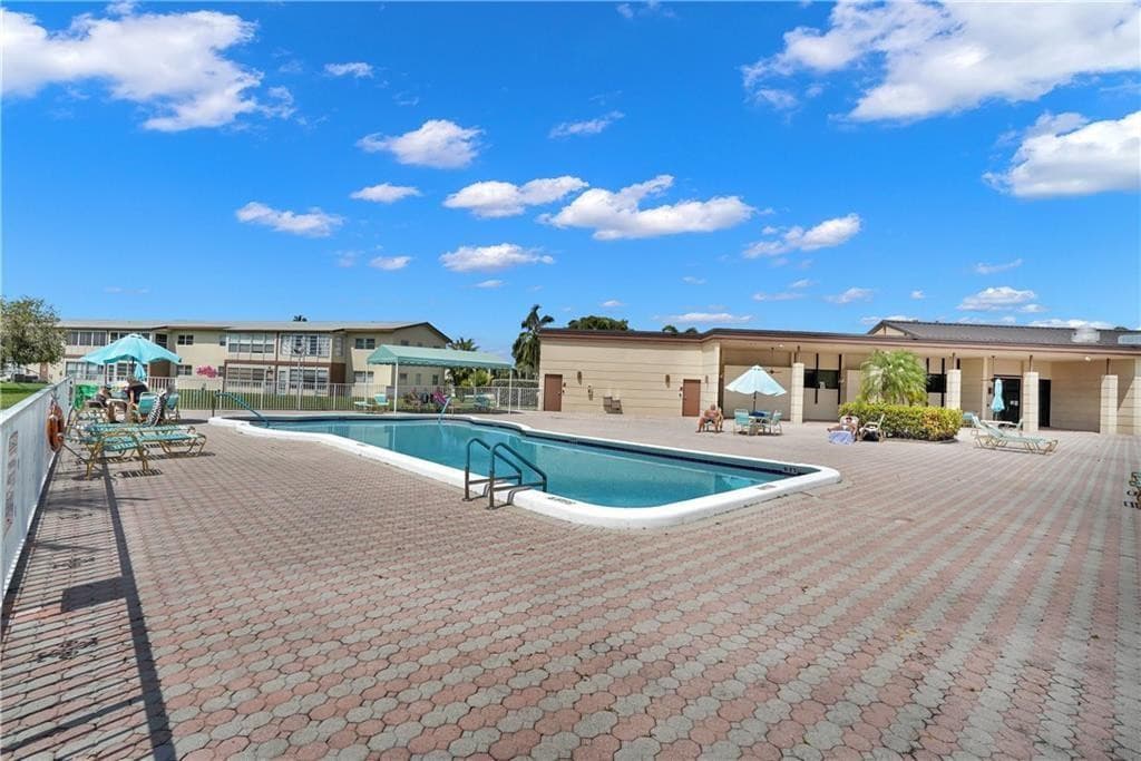 7605 NW 5th Place 106, Margate, FL 33063 — photo 6 of 9