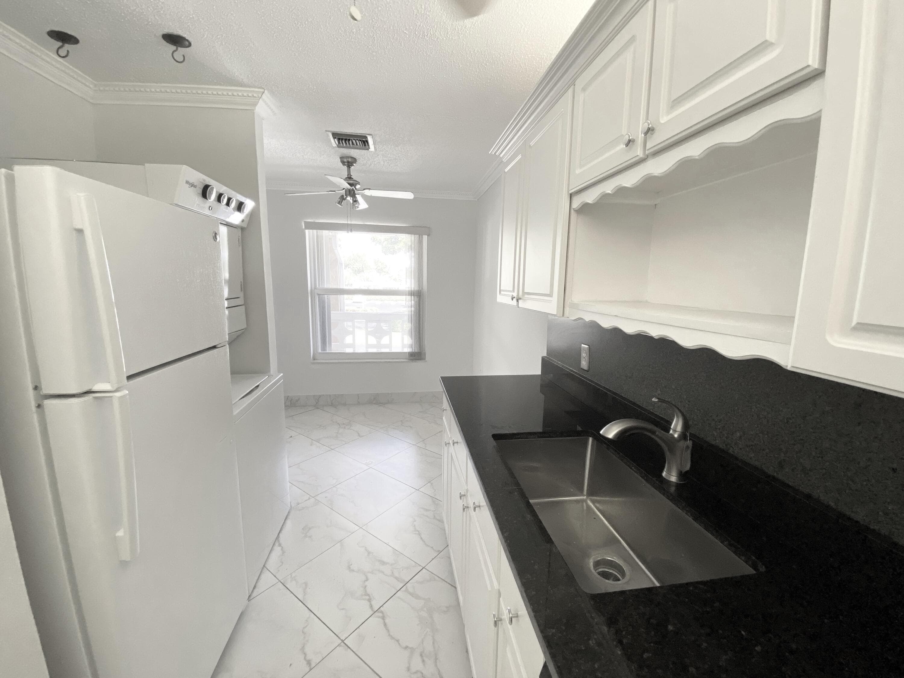 2480 Juniper Drive 204, Delray Beach, FL 33445 — photo 10 of 28
